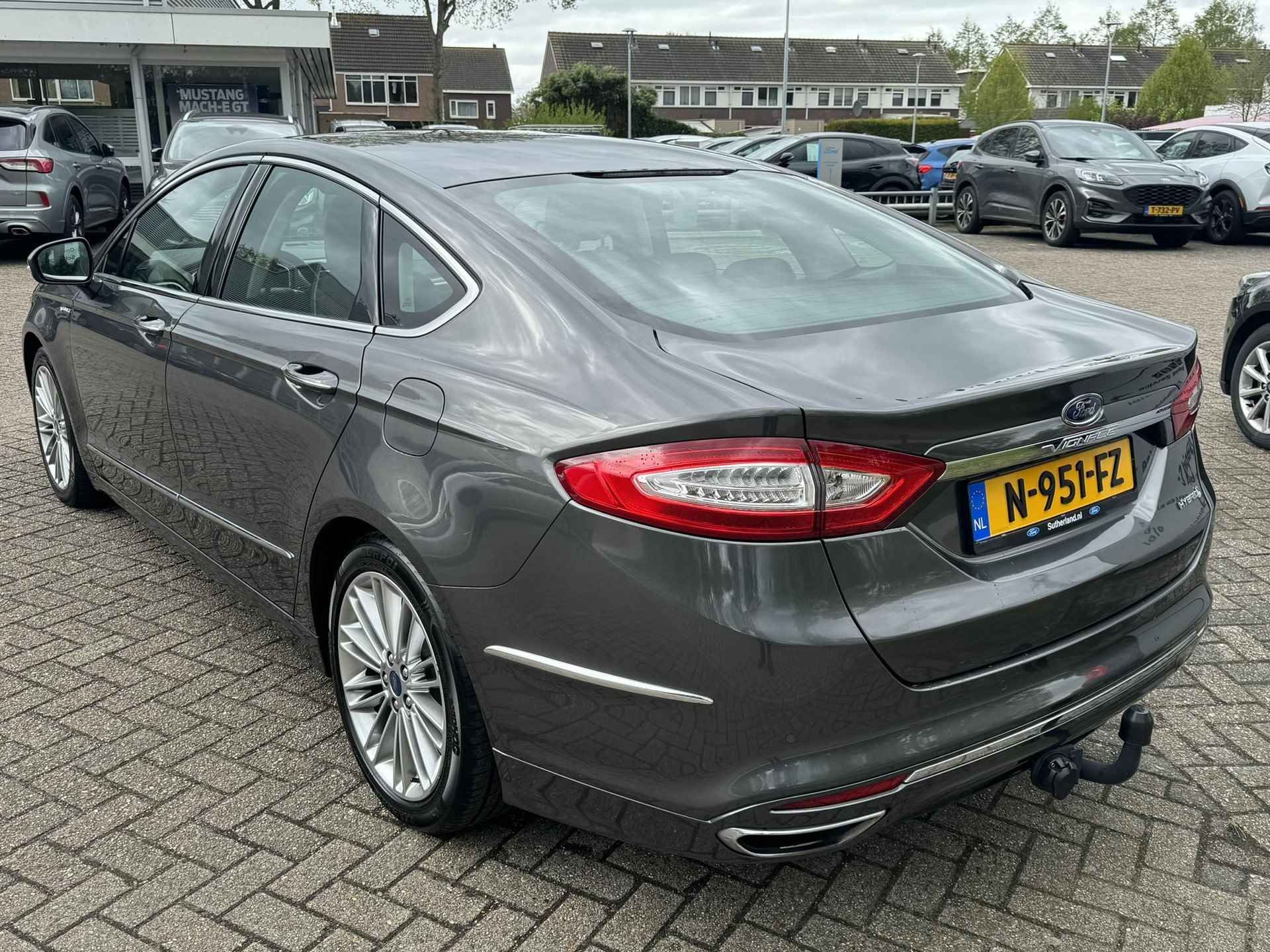 Ford Mondeo 2.0 IVCT HEV Vignale - 5/33
