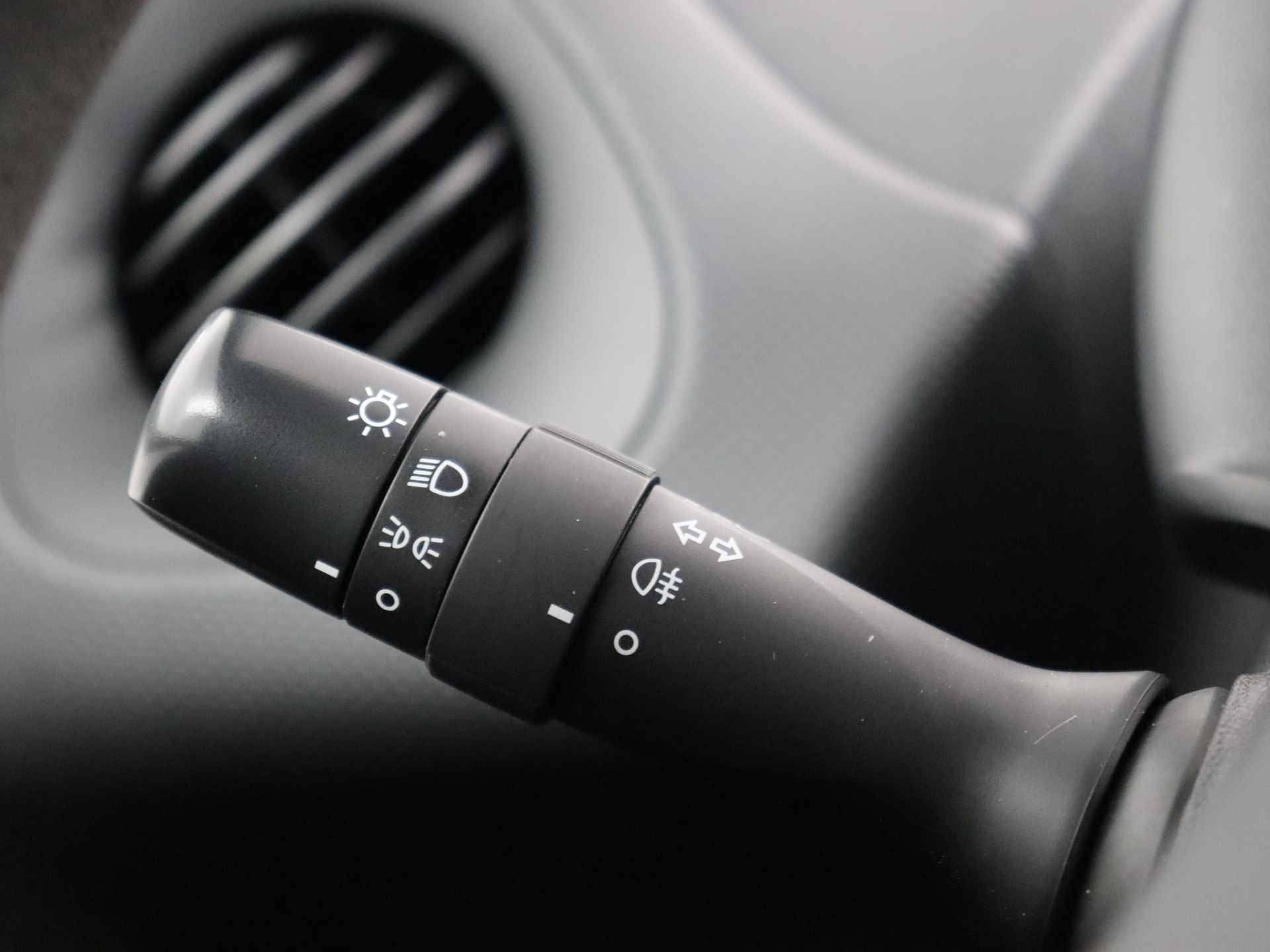 Toyota Aygo 1.0 VVT-i x-fun 5-Drs | NL-Auto | Airco | Bluetooth radio | - 17/32