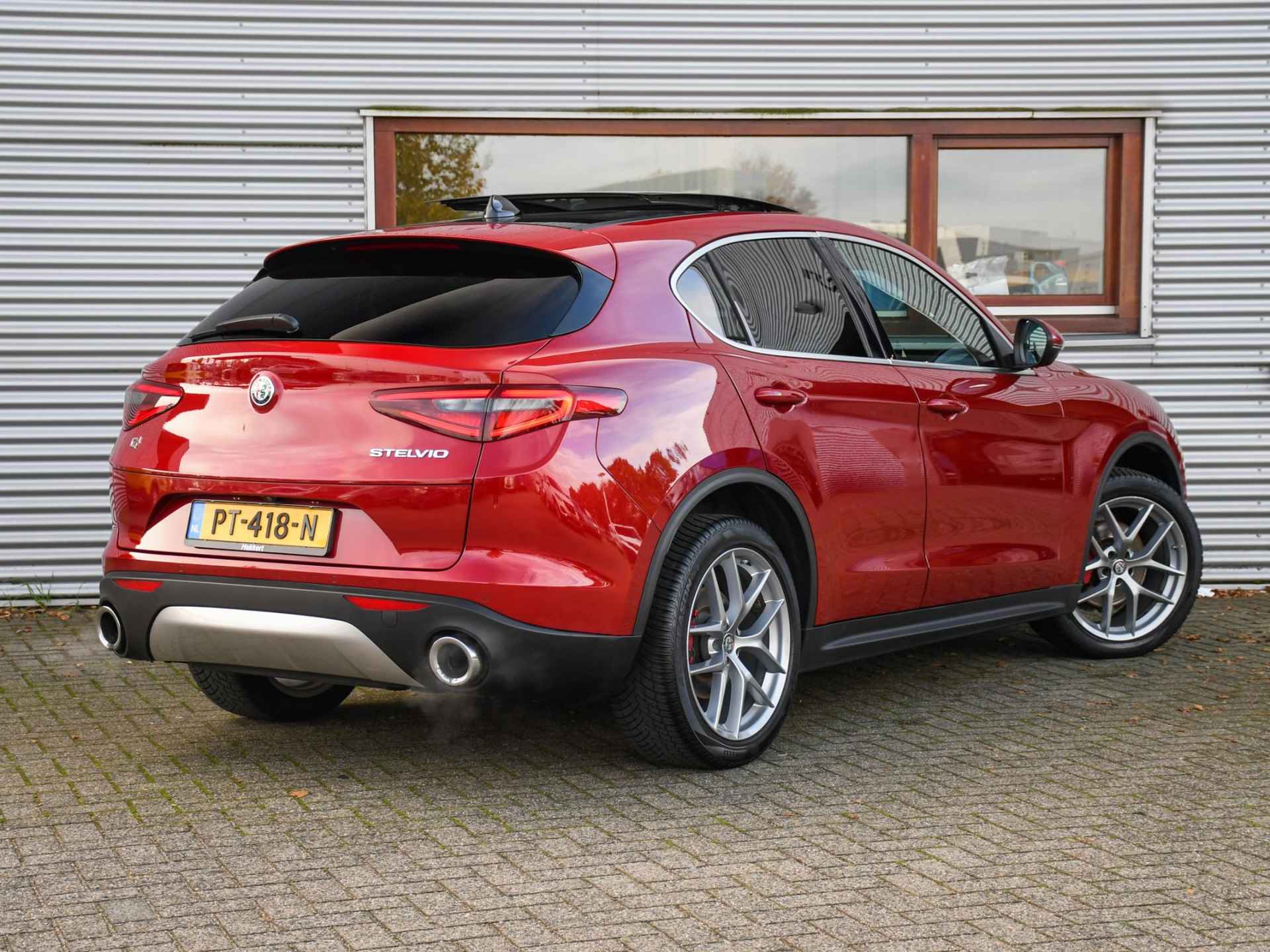 Alfa Romeo Stelvio First Edition 2.0 T 280pk AWD Automaat 100% ALFA ONDERHOUDEN | SCHUIF-DAK | 20''LM | LEDER | PDC + CAM. - 5/40