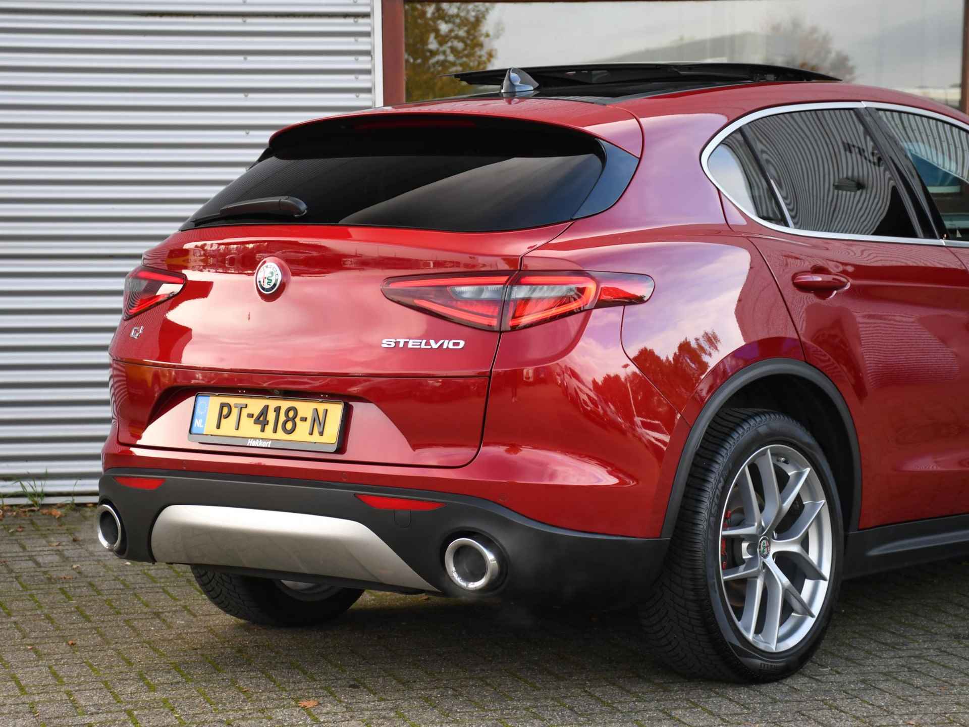 Alfa Romeo Stelvio First Edition 2.0 T 280pk AWD Automaat 100% ALFA ONDERHOUDEN | SCHUIF-DAK | 20''LM | LEDER | PDC + CAM. - 6/40