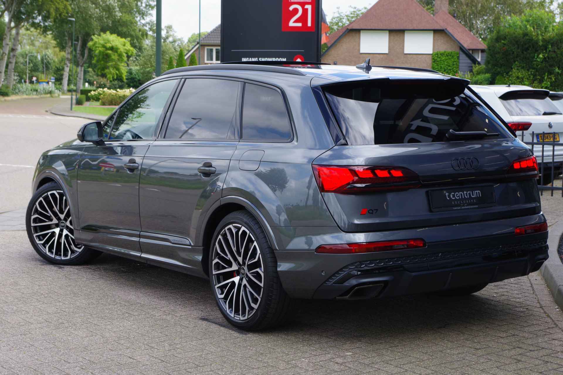 Audi Q7 60 TFSI e 490 PK Quattro *FACELIFT* Competition S-Line Pro Line PHEV, Nw. Prijs 150.000,- euro. RS-Sportstoelen, Panoramadak, Tr - 13/64