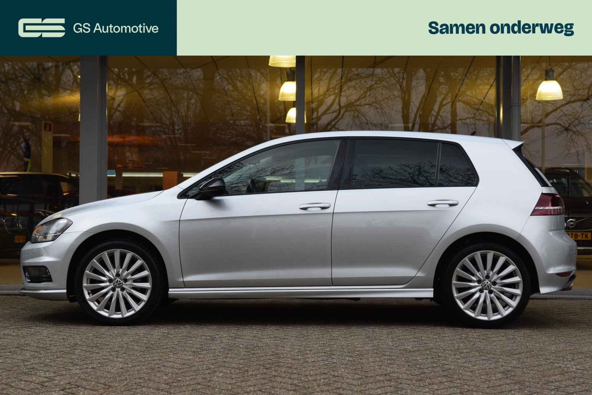 Volkswagen Golf 1.2 TSI 110PK R-line met navi/camera/xenon - 32/32