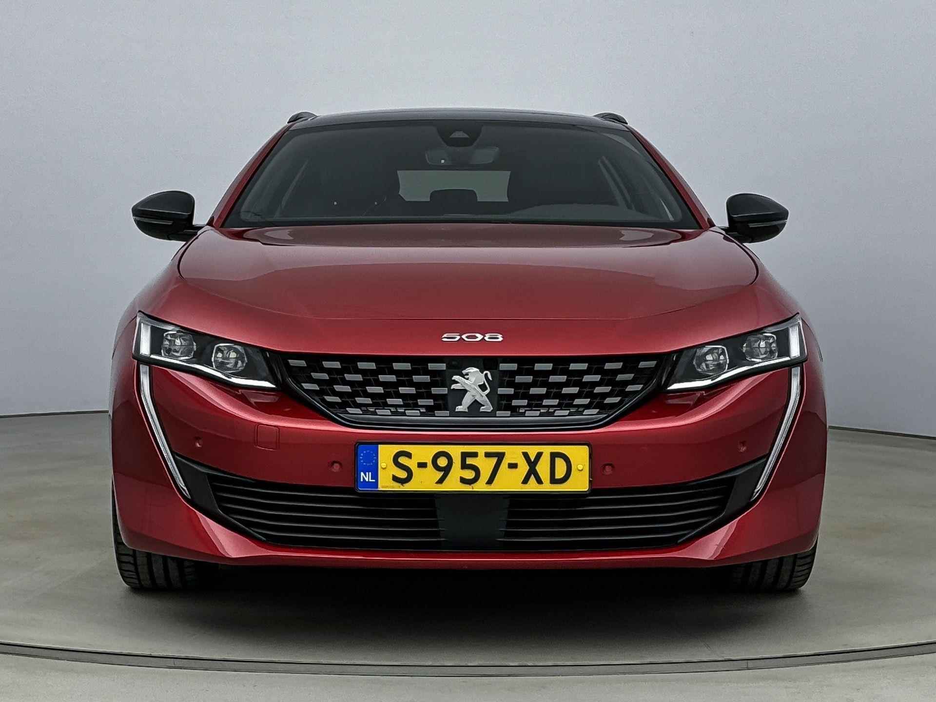 Peugeot 508 SW GT Pack Business 1.6 Plug-in HYbrid 225pk Automaat | Navigatie | Schuif-/kanteldak | Achteruitrijcamera | Leder/Alcantara | Stoel elektrisch+verwarmd+geheugen+massage | FOCAL Premium HiFi | Handsfree Achterklep | Keyless | Climate Control | Adaptieve Cruise Control | Parkeersensoren v+a | Full Led koplampen | Dodehoeksensor | DAB+ radio | Apple Carplay / Android Auto | Donker getint glas | Trekhaak | 18" lichtmetalen velgen | - 6/37