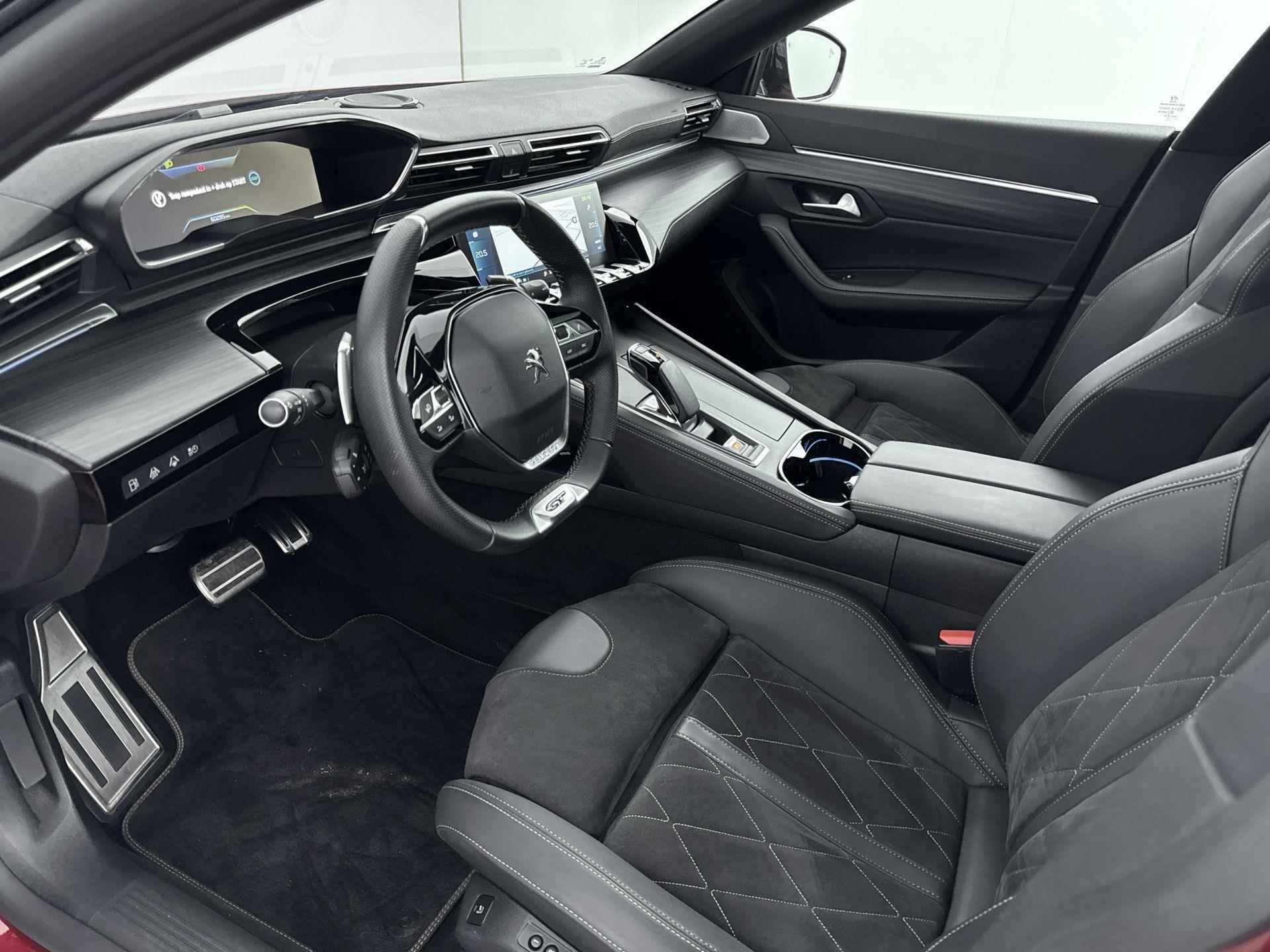 Peugeot 508 SW GT Pack Business 1.6 Plug-in HYbrid 225pk Automaat | Navigatie | Schuif-/kanteldak | Achteruitrijcamera | Leder/Alcantara | Stoel elektrisch+verwarmd+geheugen+massage | FOCAL Premium HiFi | Handsfree Achterklep | Keyless | Climate Control | Adaptieve Cruise Control | Parkeersensoren v+a | Full Led koplampen | Dodehoeksensor | DAB+ radio | Apple Carplay / Android Auto | Donker getint glas | Trekhaak | 18" lichtmetalen velgen | - 11/37