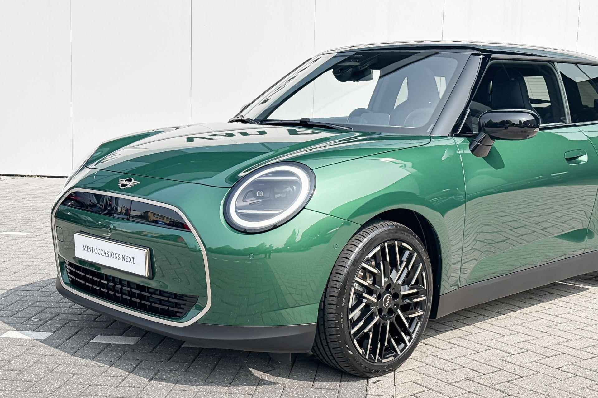 MINI Cooper 3-deurs Electric Favoured 40.7 kWh - 19/23