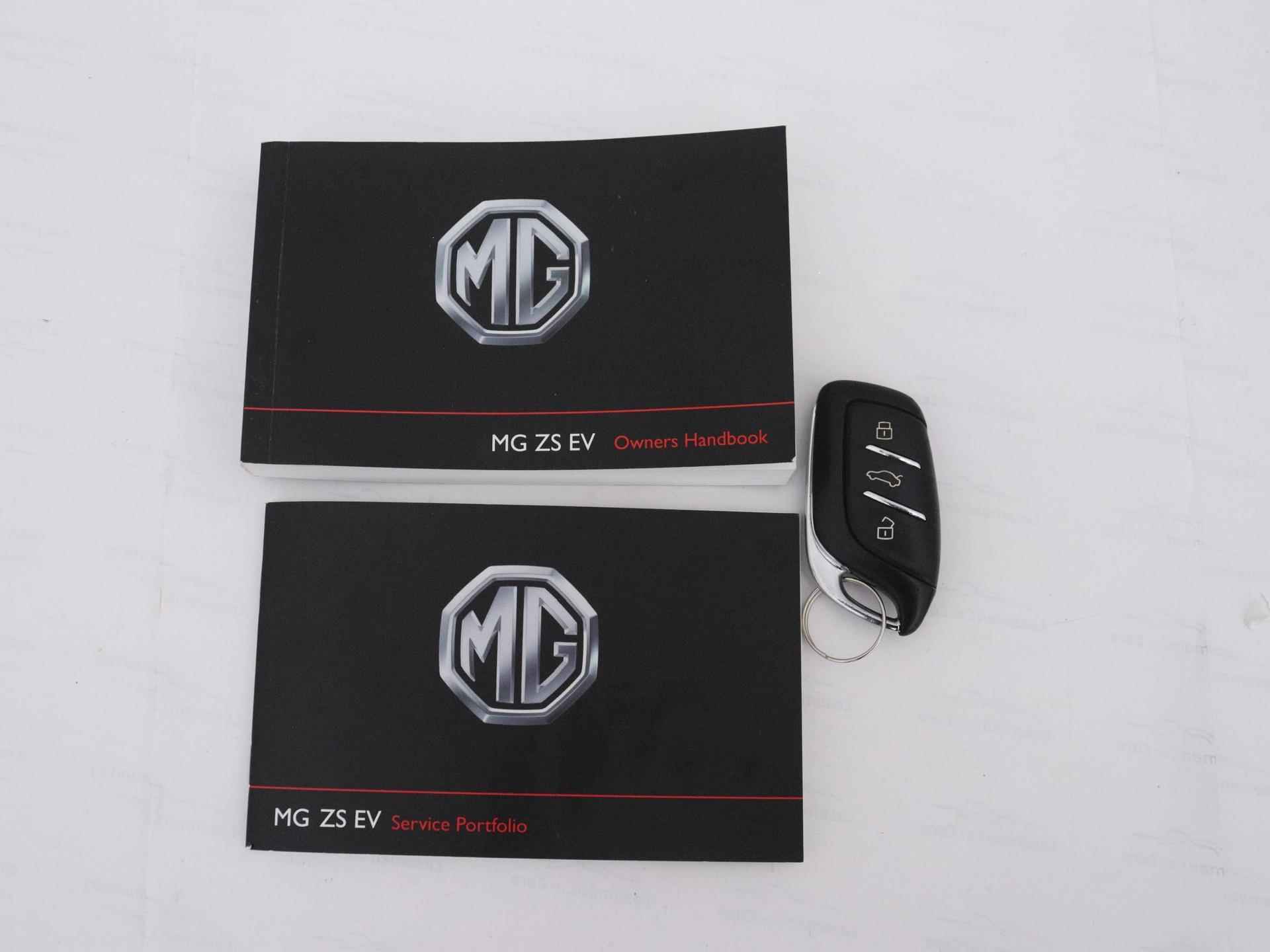 MG ZS EV Luxury 45 kWh | WLTP 263KM | Panorama/Schuif-Kanteldak | 18"LMV | Airco | Navigatie | ACC | Cam | DAB | Privacy Glass | DAB | - 18/21