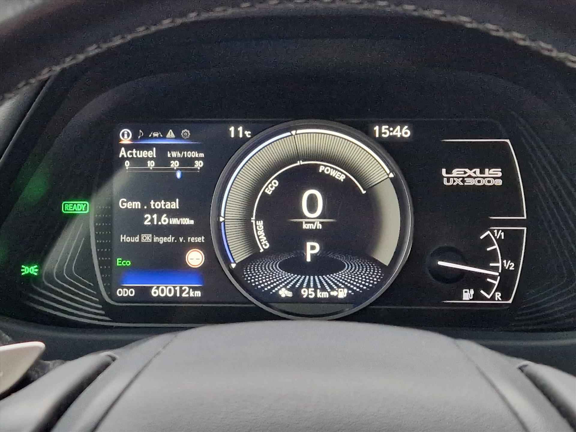 Lexus Ux 300e 54kWh Business Carplay - NL Auto - LED -Camera - 11/23