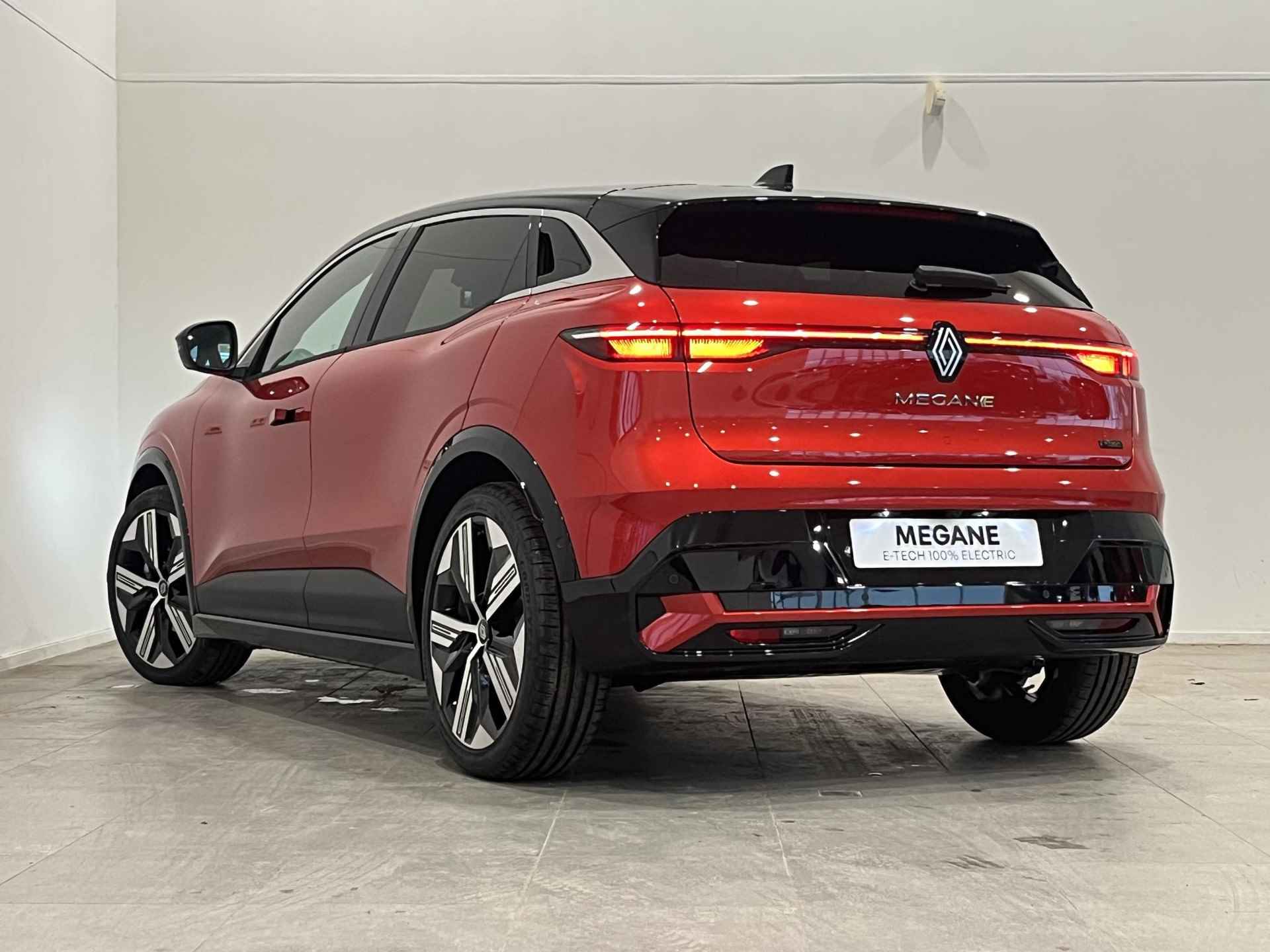 Renault Megane E-Tech Iconic 220 Comfort Range 60 kWh | Pack Augmented Vision & Advanced Driving Assist | Van: € 44.359,- nu rijklaar voor: € 42.859,- - 3/47