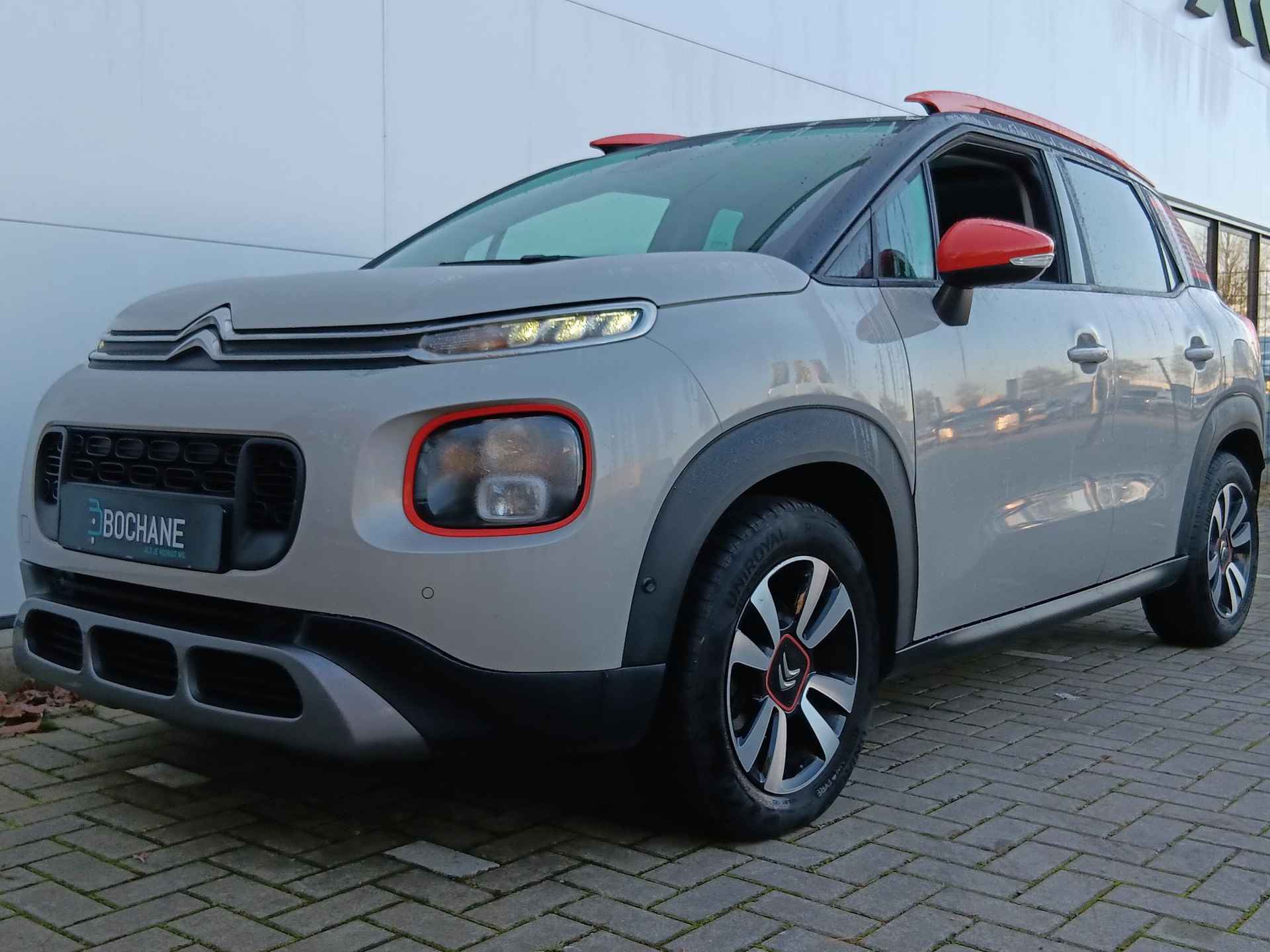 Citroen C3 Aircross 1.2 PureTech 110 EAT6 Shine Automaat / Navigatie / Schuif-Kanteldak / Parkeersensoren + Camera / Climate Control - 25/33