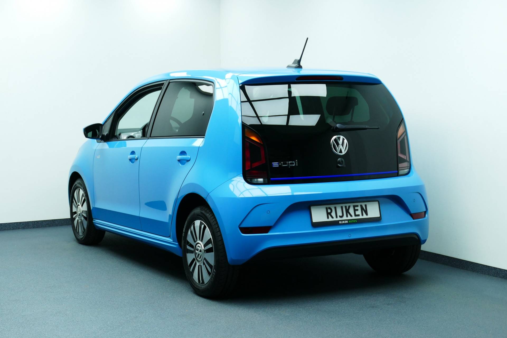 Volkswagen e-Up! Clima, Cruise, Led, Stoelverw, Park Sensors, Led, Smartphonedock - 7/40