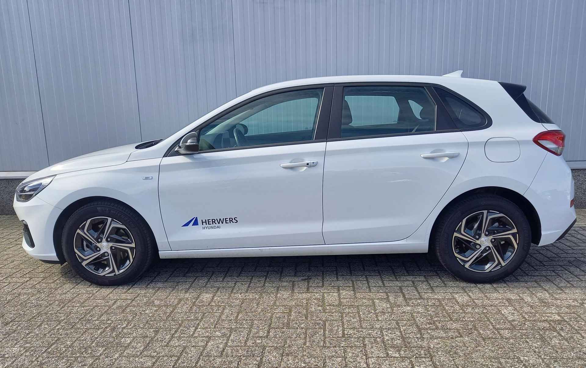 Hyundai i30 1.0 T-GDi MHEV Comfort Smart - 8/63