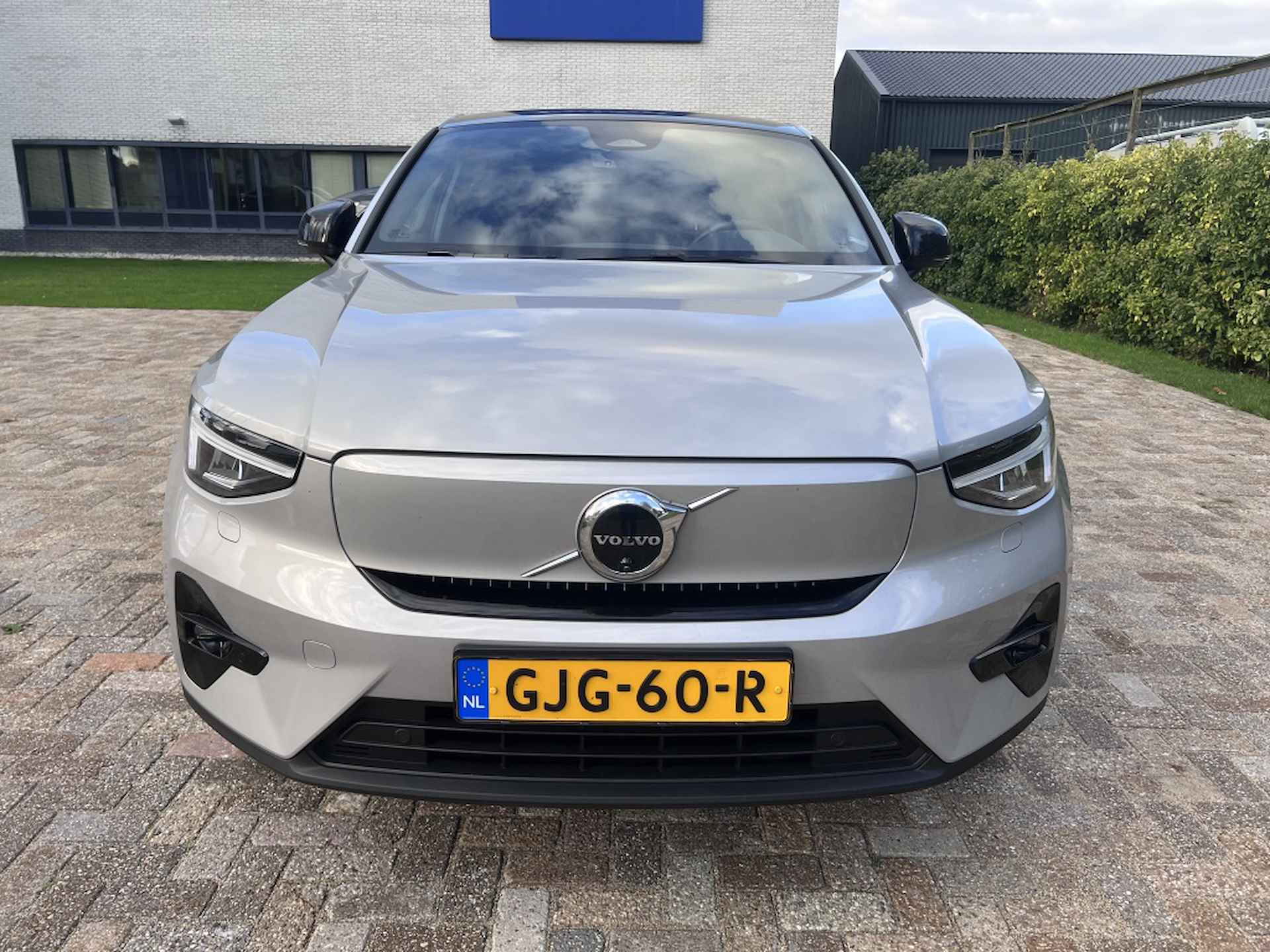 Volvo C40 Extend. Range Ultra 82kWh | DEMO | All-Seasonbanden | 20" LMV | - 7/24