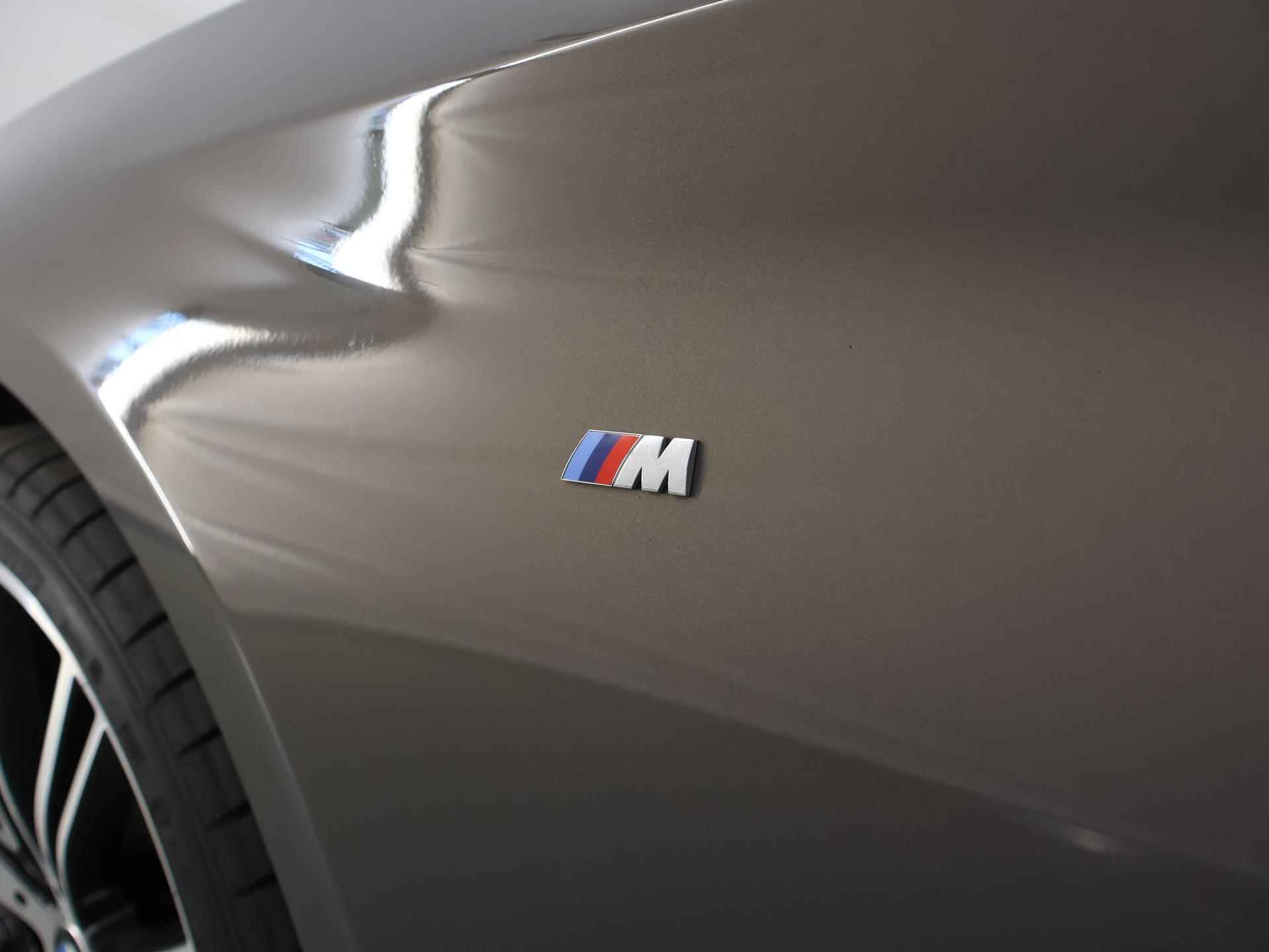BMW 5-serie 520i High Executive Edition M-Sport | Navigatie | Harman Kardon Sound | Head Up | Digitaal Dashboard | Keyless go | Stoelverwarming | Climate Control | - 44/49