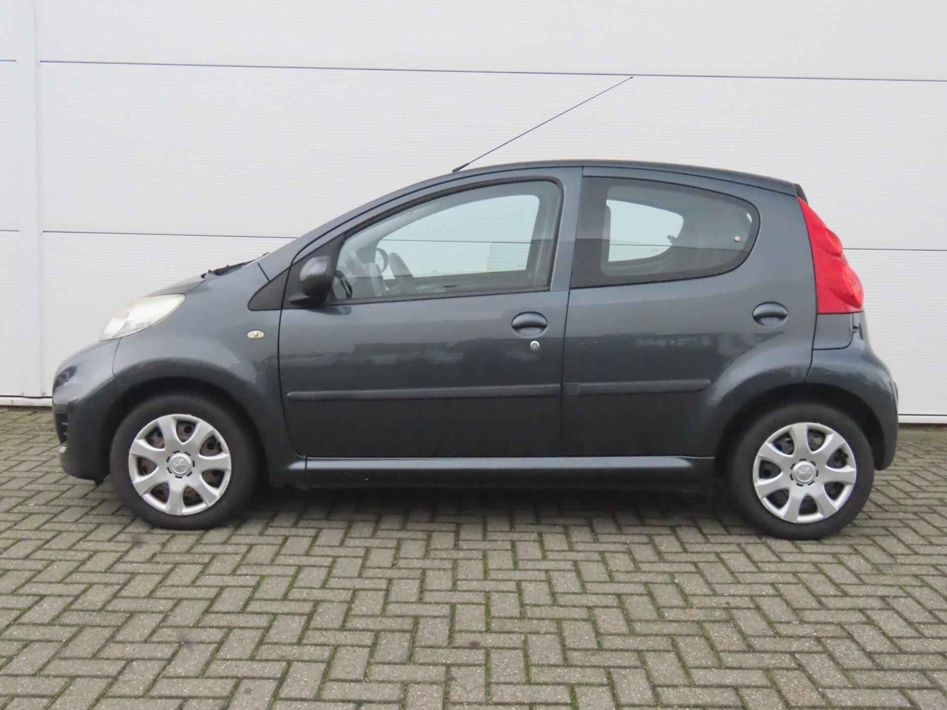 Peugeot 107 1.0-12V XS Grey uitvoering / Airco / 1e Eigenaar / 5-Deurs - 5/13