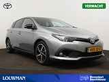 Toyota Auris 1.8 Hybrid Black edition | 17 inch LM velgen | Navigatie | Camera | Stoelverwarming | Cruise Control |