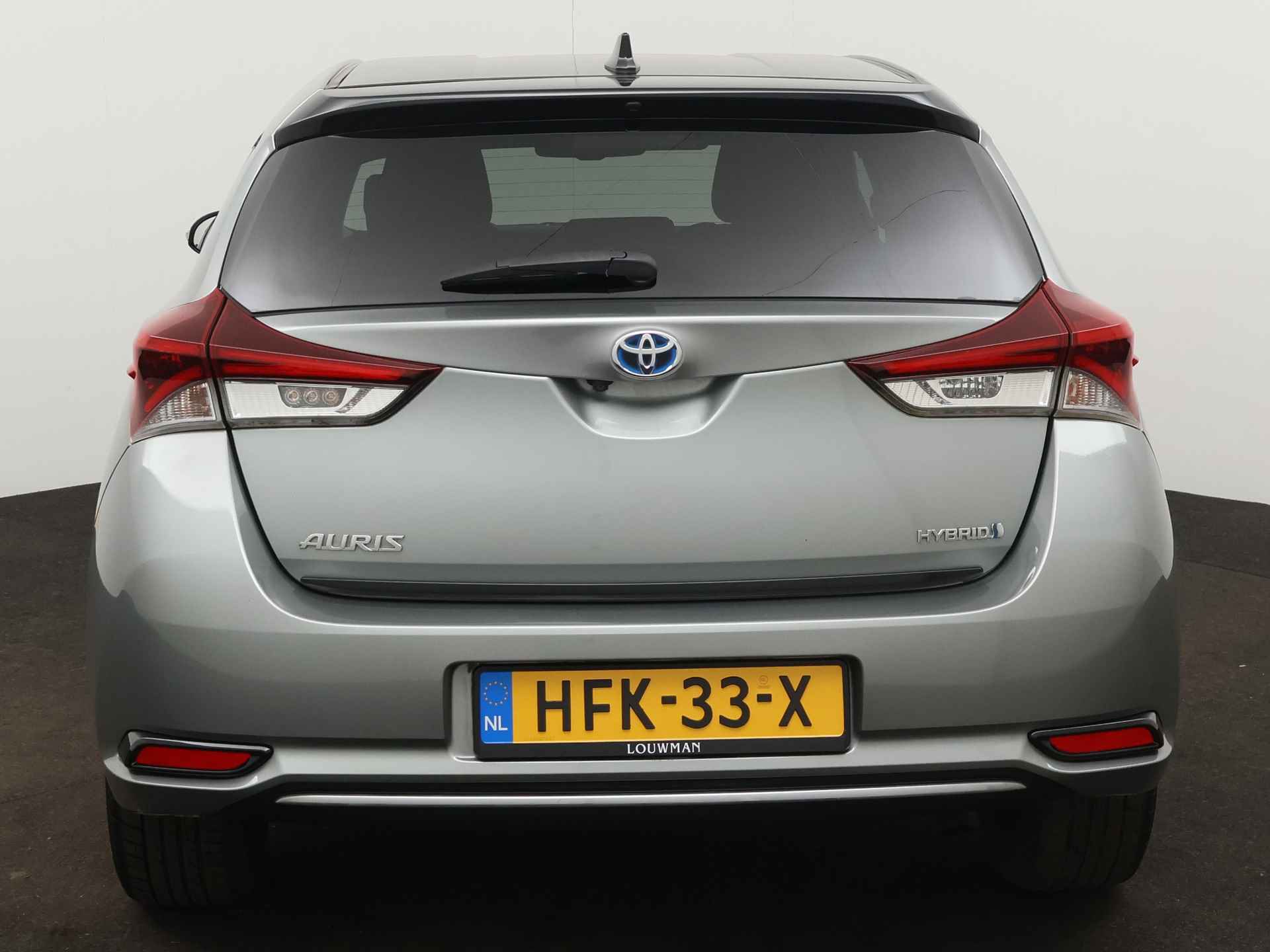 Toyota Auris 1.8 Hybrid Black edition | 17 inch LM velgen | Navigatie | Camera | Stoelverwarming | Cruise Control | - 37/42