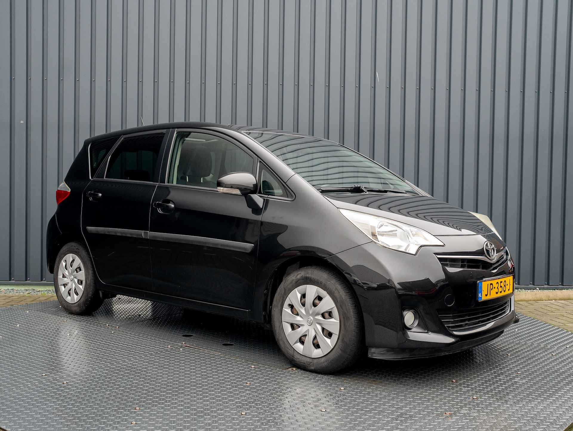 Toyota Verso-S 1.3 VVT-i Automaat Aspiration | Trekhaak | Panodak | Camera | Prijs Rijklaar!! - 21/39