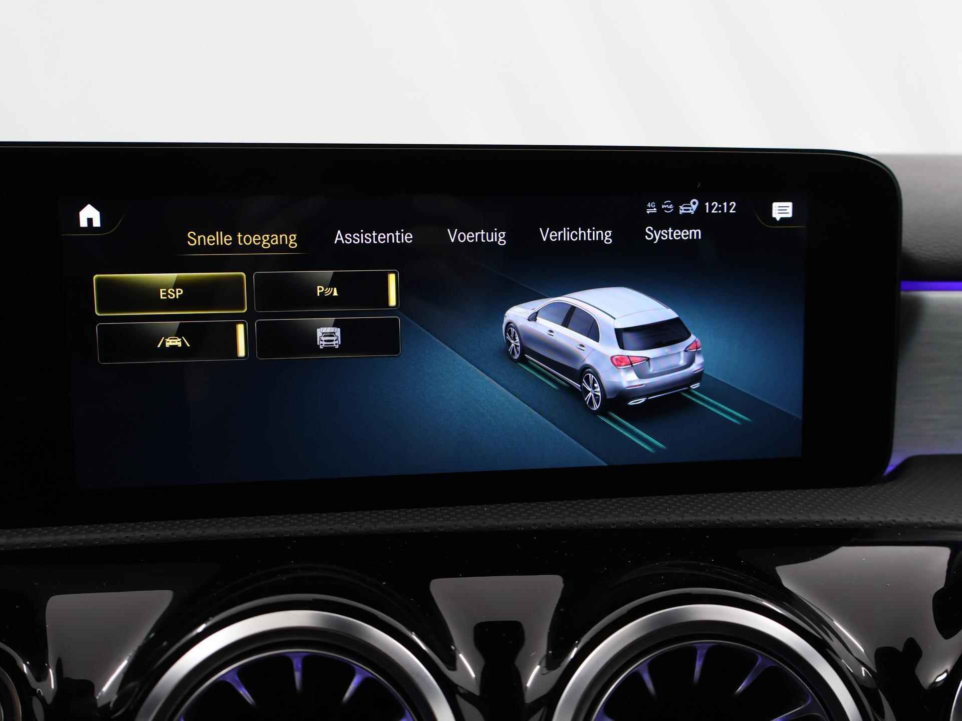 Mercedes-Benz A-klasse 180 Business Solution AMG | Nightpakket | Stoelverwarming | Digitaal Display | Keyless go | Navigatie | Led-koplampen - 18/43