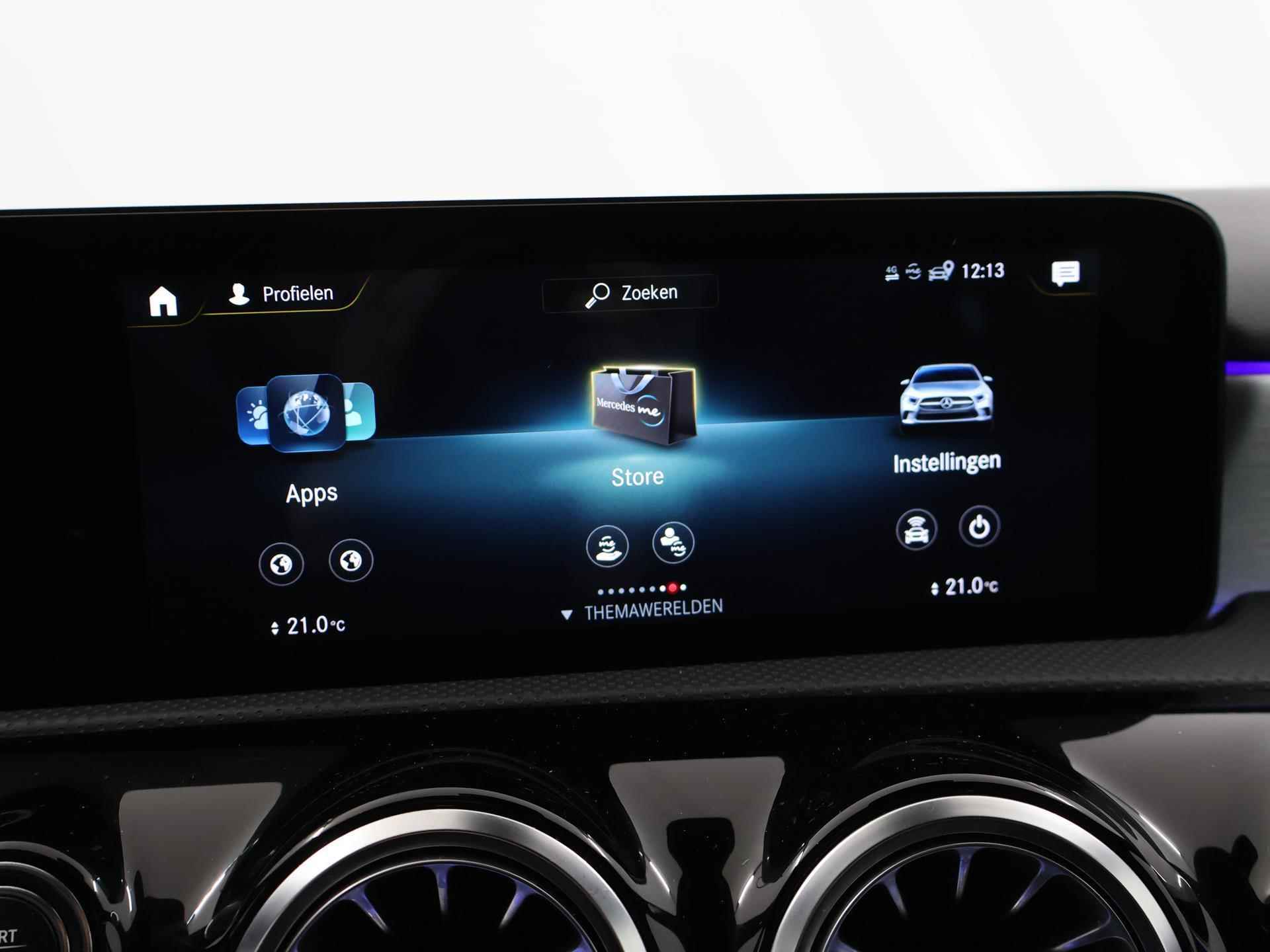 Mercedes-Benz A-klasse 180 Business Solution AMG | Nightpakket | Stoelverwarming | Digitaal Display | Keyless go | Navigatie | Led-koplampen - 25/43