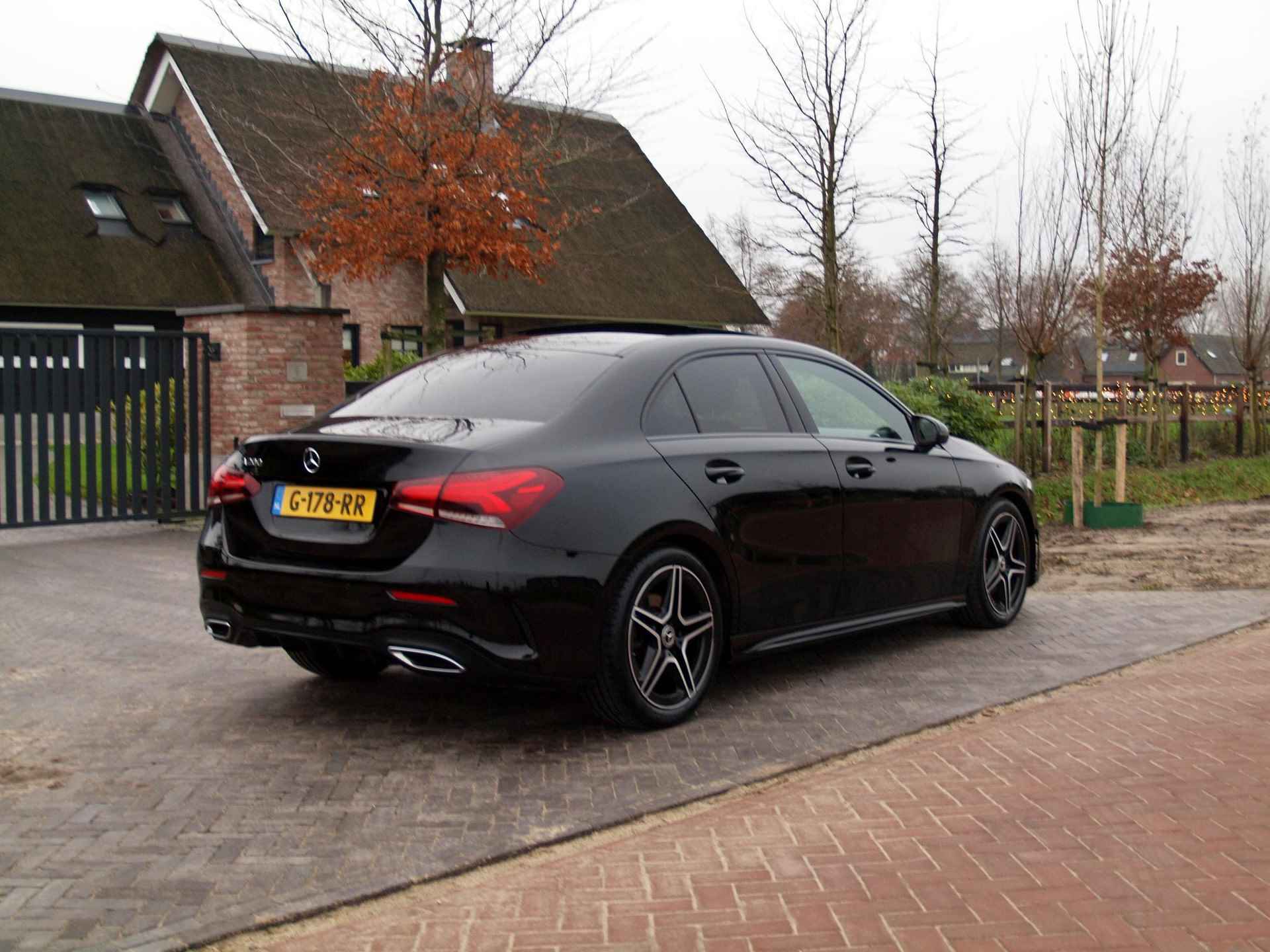 Mercedes-Benz A-klasse 200 Business Solution AMG | Schuifdak | Nightpakket | Camera | NL-Auto | - 10/29