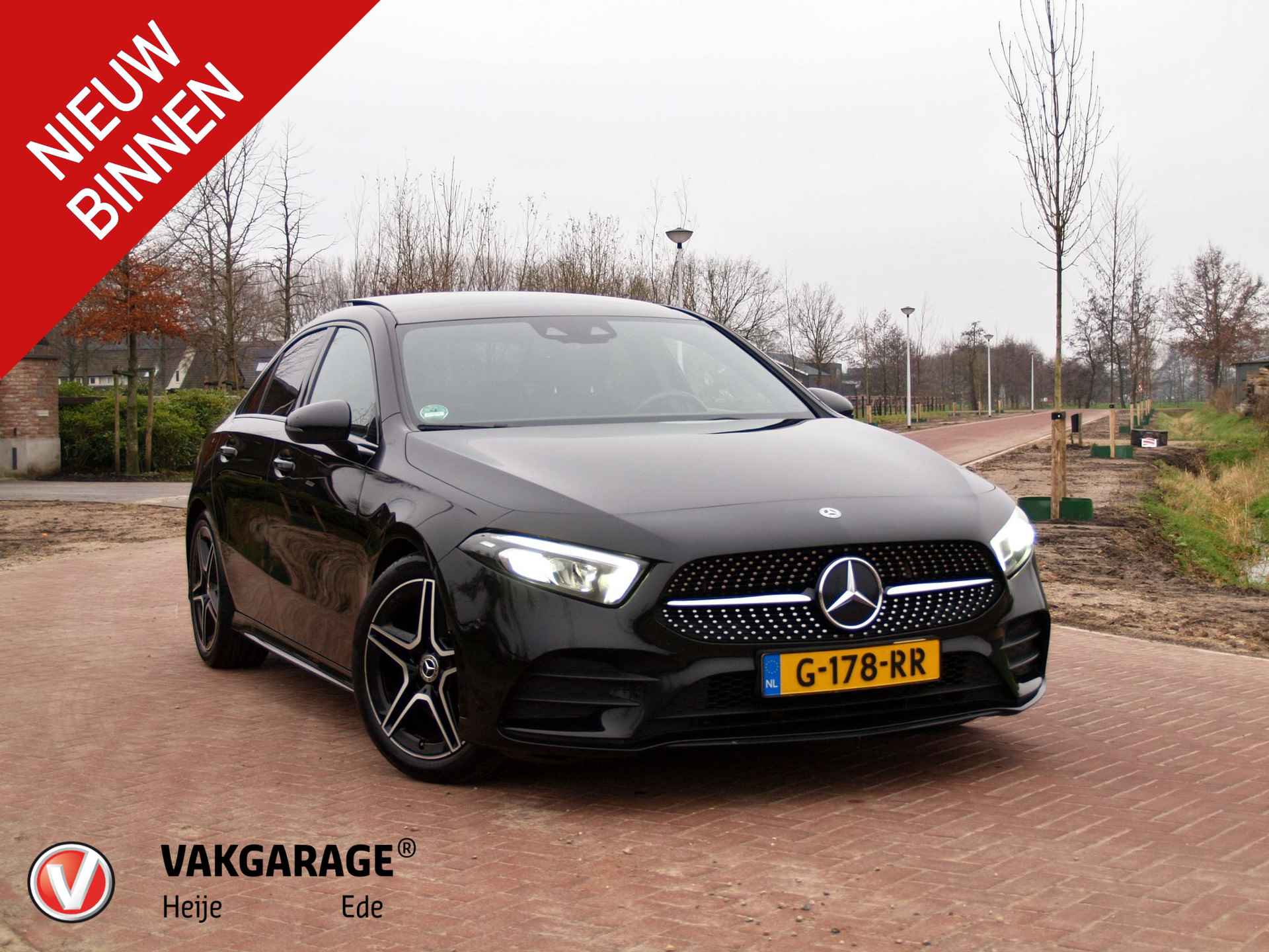 Mercedes-Benz A-klasse 200 Business Solution AMG | Schuifdak | Nightpakket | Camera | NL-Auto | - 1/29