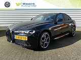 ALFA ROMEO Giulia 2.0T 280pk AWD Sprint | Stoel/stuurverw. | Camera | 19''  Lichtmetalen velgen |