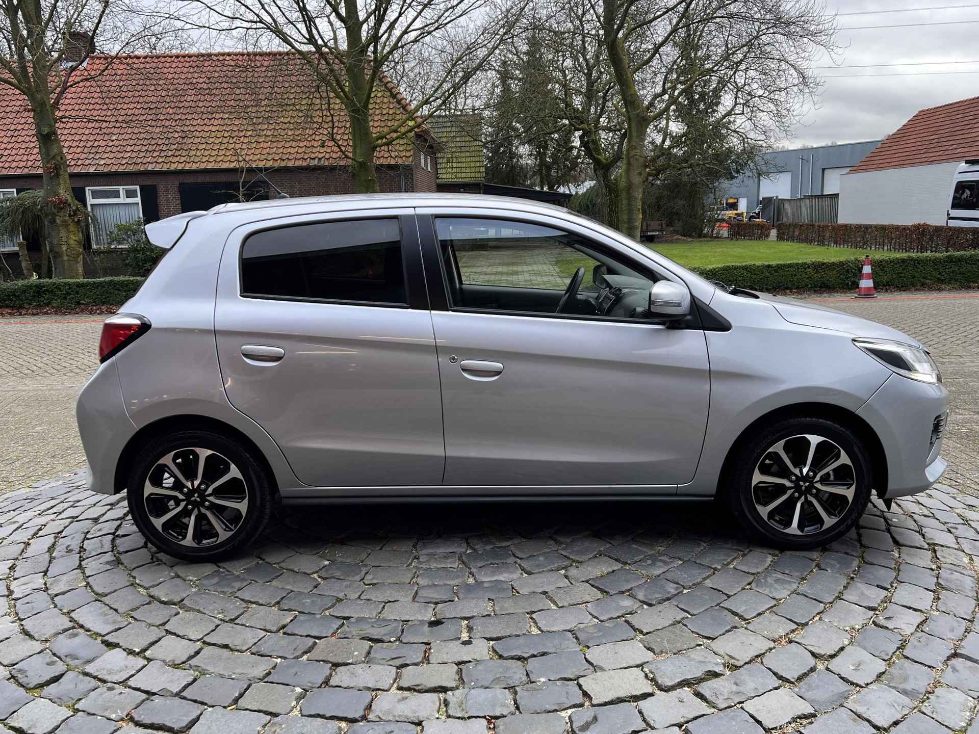 Mitsubishi Space Star 1.2 Instyle | Leder | Carplay | Camera | All-in rijklaarprijs - 6/37