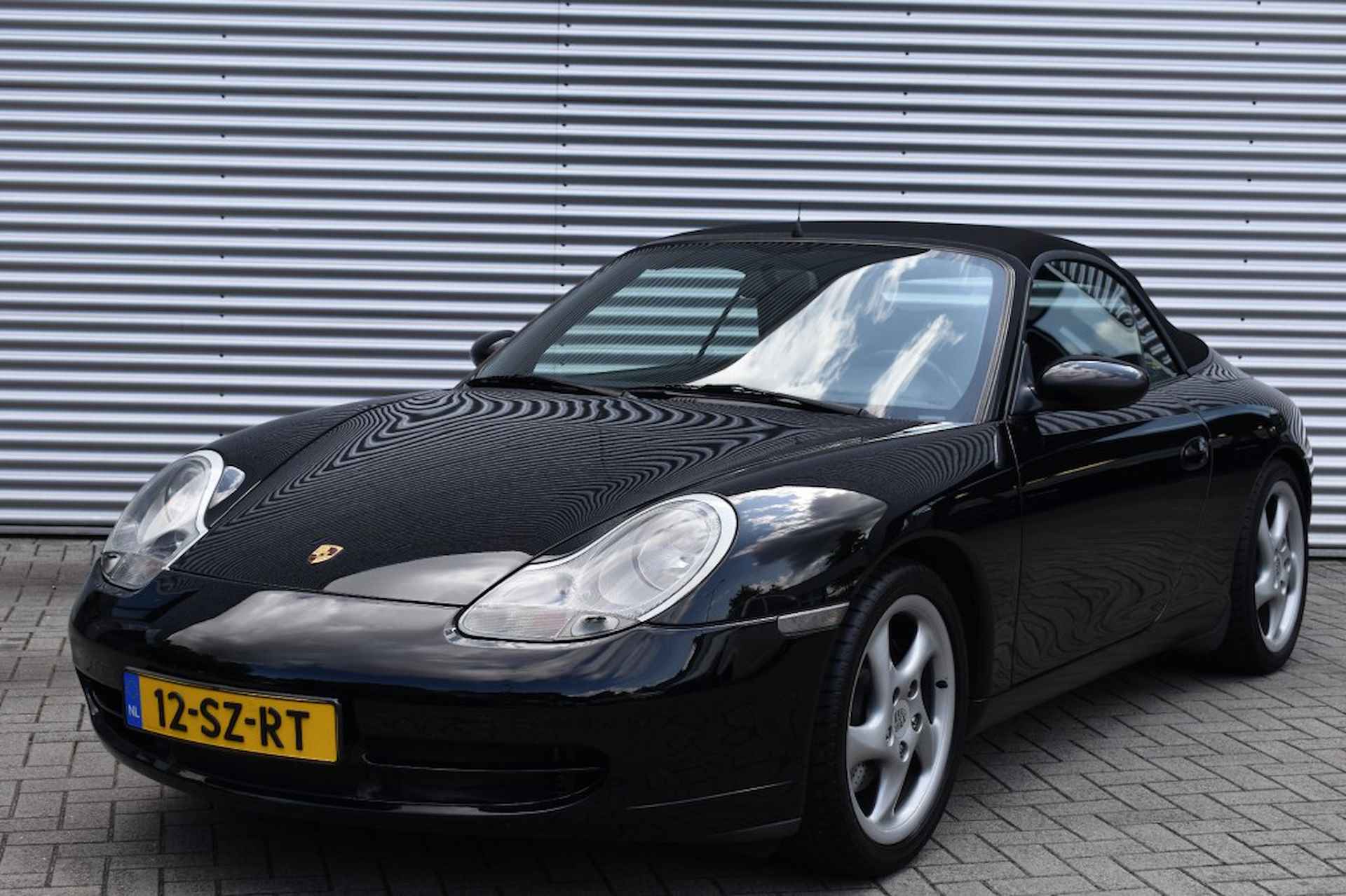 PORSCHE 911 3.4 CABRIO CARRERA / YOUNGTIMER / ZEER NETJES - 2/39