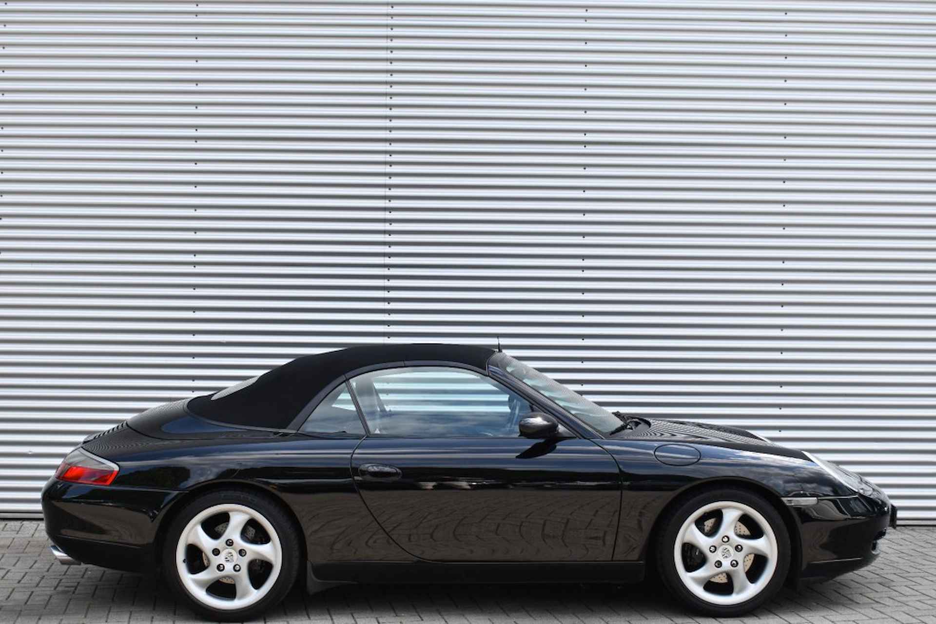 PORSCHE 911 3.4 CABRIO CARRERA / YOUNGTIMER / ZEER NETJES - 8/39