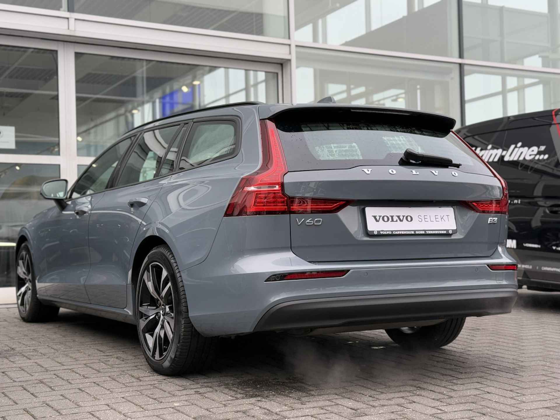 Volvo V60 B3 163PK AUT Essential Ed.| Adap.Cruise| Trekhaak| Stoel+ Stuur - 5/41