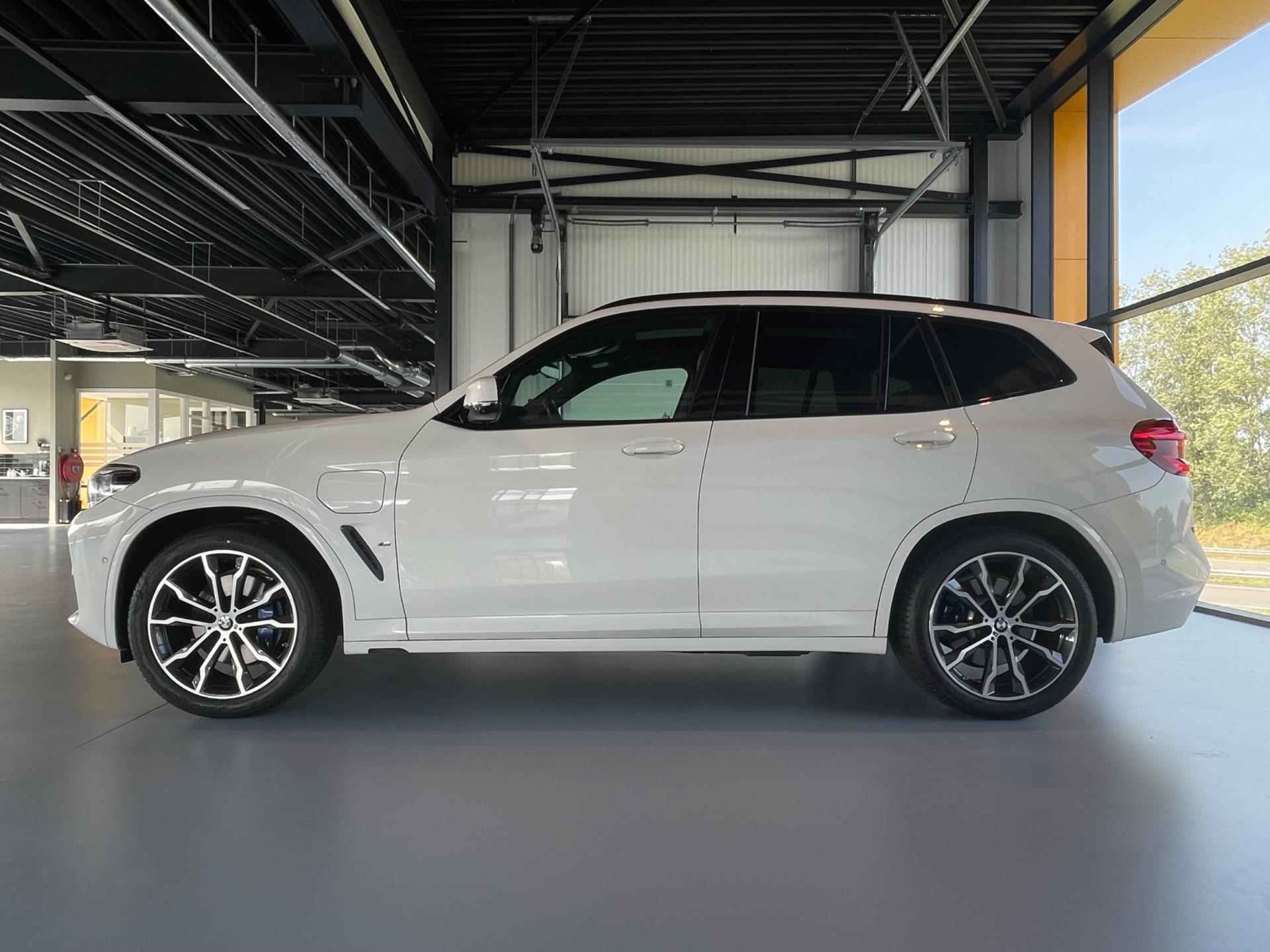 BMW X3 XDrive30e High Executive - 8/69