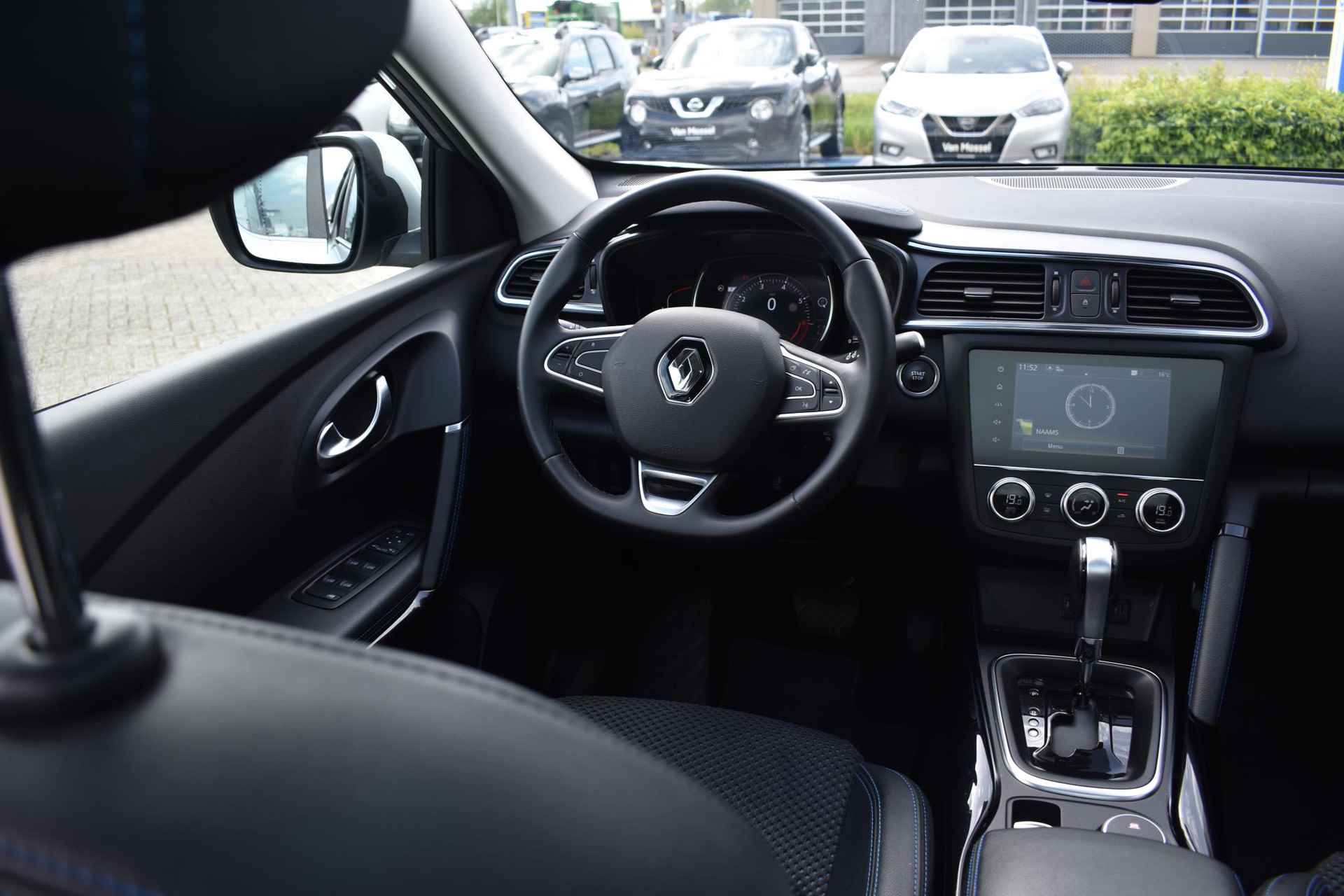Renault Kadjar 1.3 TCe Intens 140pk | Automaat | Achteruitrijcamera | Stoelverwarming | Panorama-dak | Navigatie | Trekhaak - 21/33