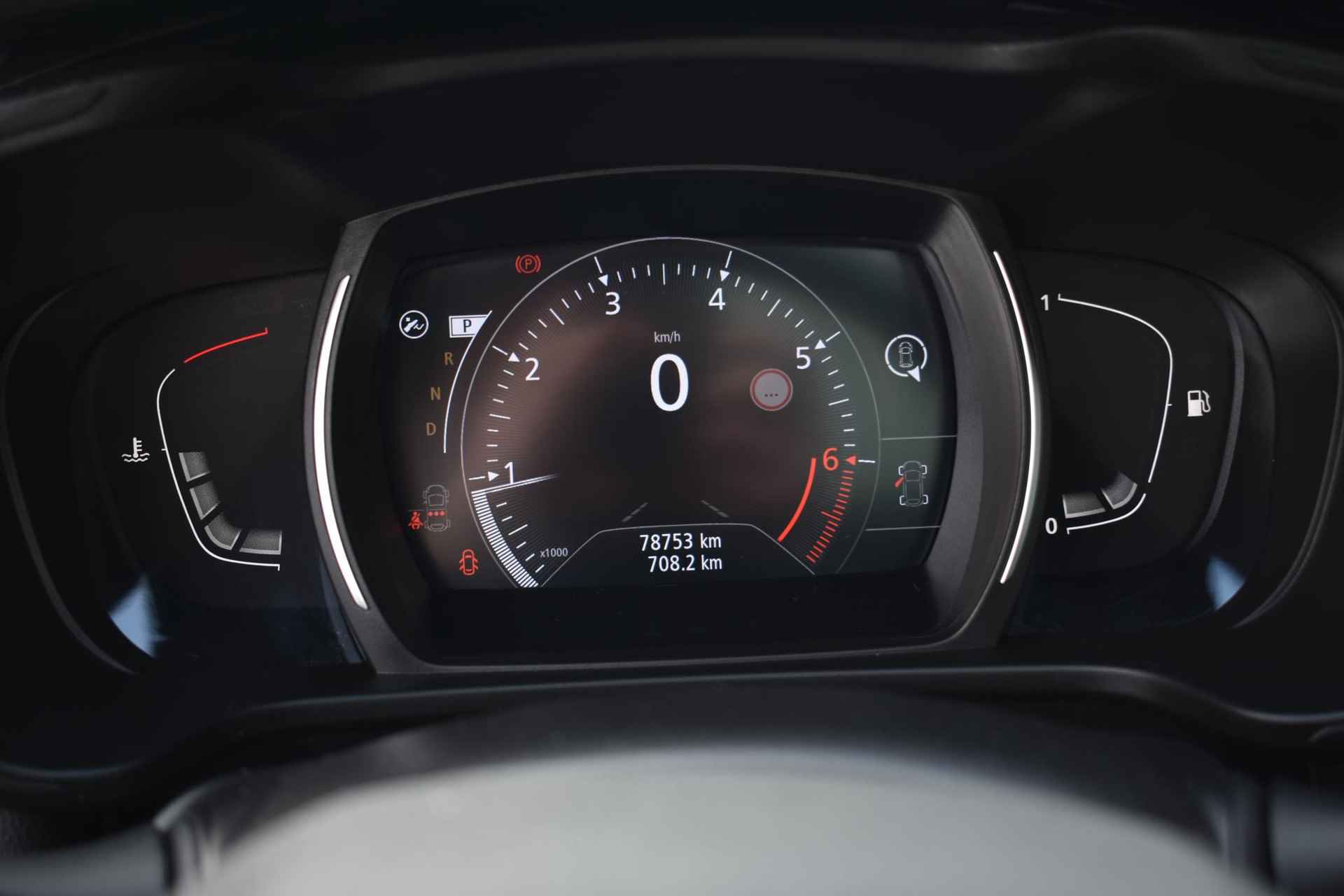 Renault Kadjar 1.3 TCe Intens 140pk | Automaat | Achteruitrijcamera | Stoelverwarming | Panorama-dak | Navigatie | Trekhaak - 27/33