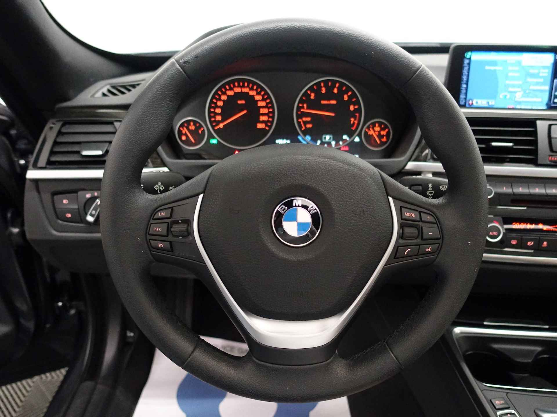 BMW 3-serie Gran Turismo 320i M Sport Aut- Panoramadak, Sport Leder, Xenon Led, Head up, Memory - 18/43