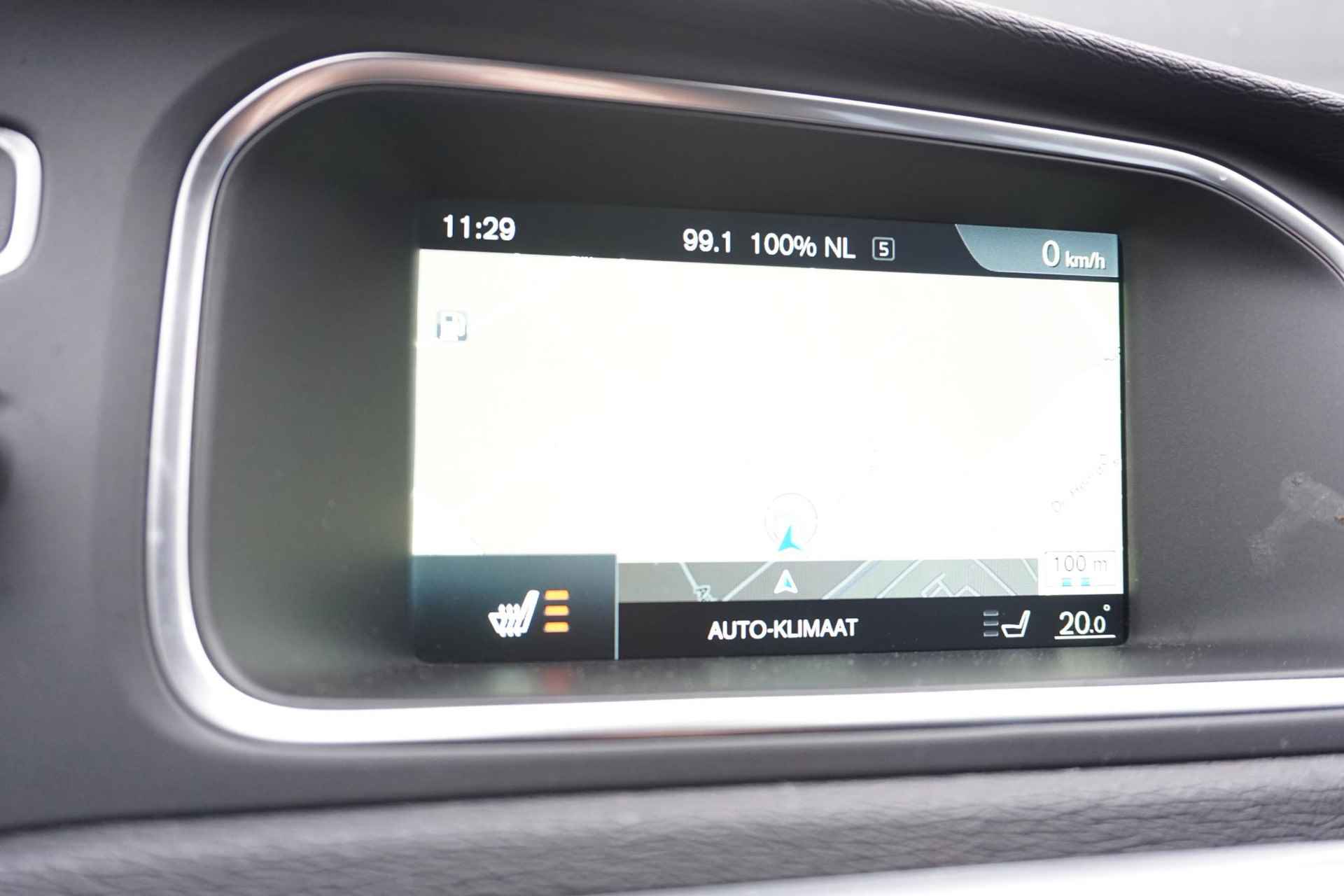 Volvo V40 1.5 T2 Kinetic | Trekhaak | Bi-Xenon | Stoelverwarming | Navigatie | Bluetooth | - 15/25