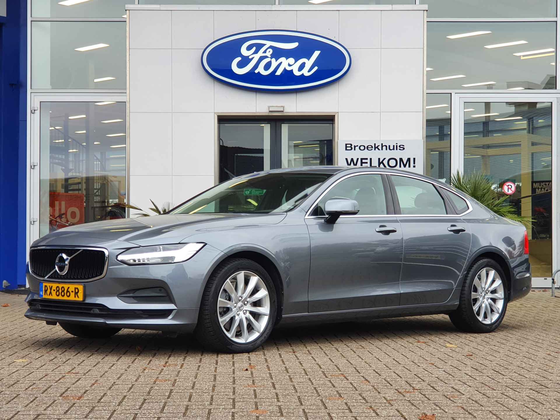 Volvo S90 2.0 T4 Momentum+ | Lederen Bekleding | Stoelverwarming | Adap. Cruise - 35/35