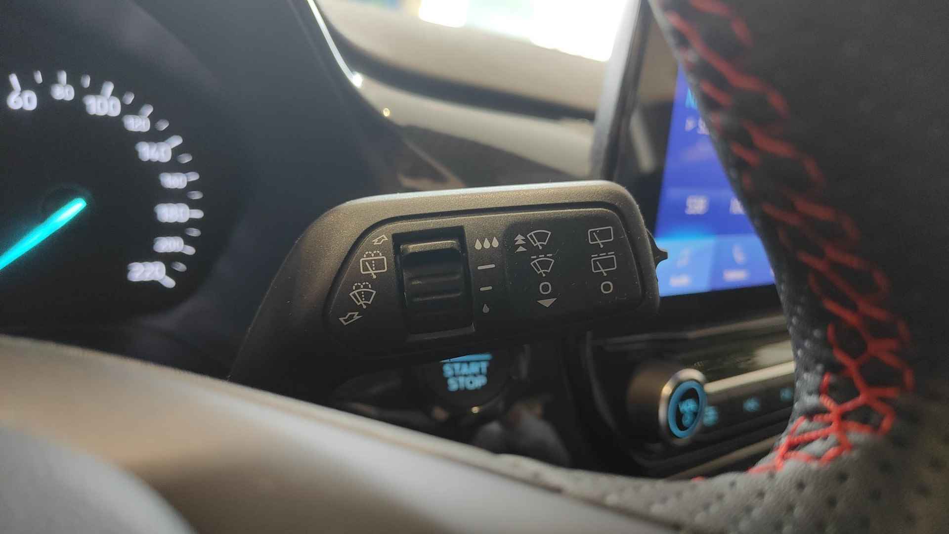 Ford Fiesta 1.0 EcoBoost Hybrid ST-Line X - 20/24