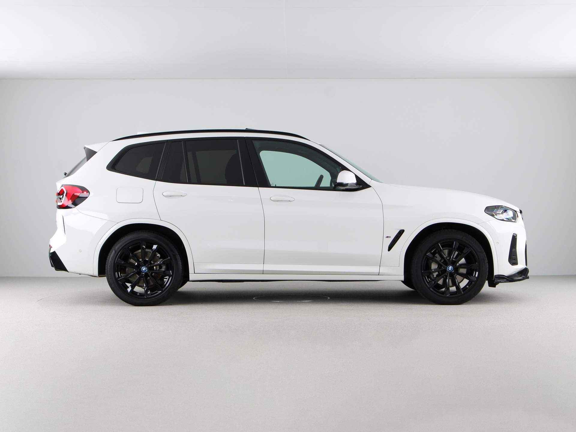 BMW X3 xDrive 30e High Executive M-Sport - 9/26