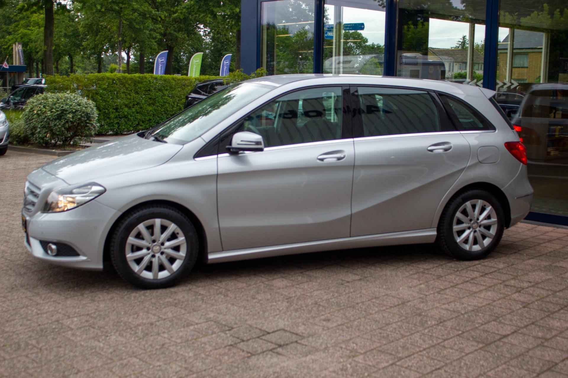 Mercedes-Benz B-klasse 180 Prestige | Prijs rijklaar incl. 12 mnd garantie | Lmv Navi Bluetooth Pdc Stoelverw - 6/48