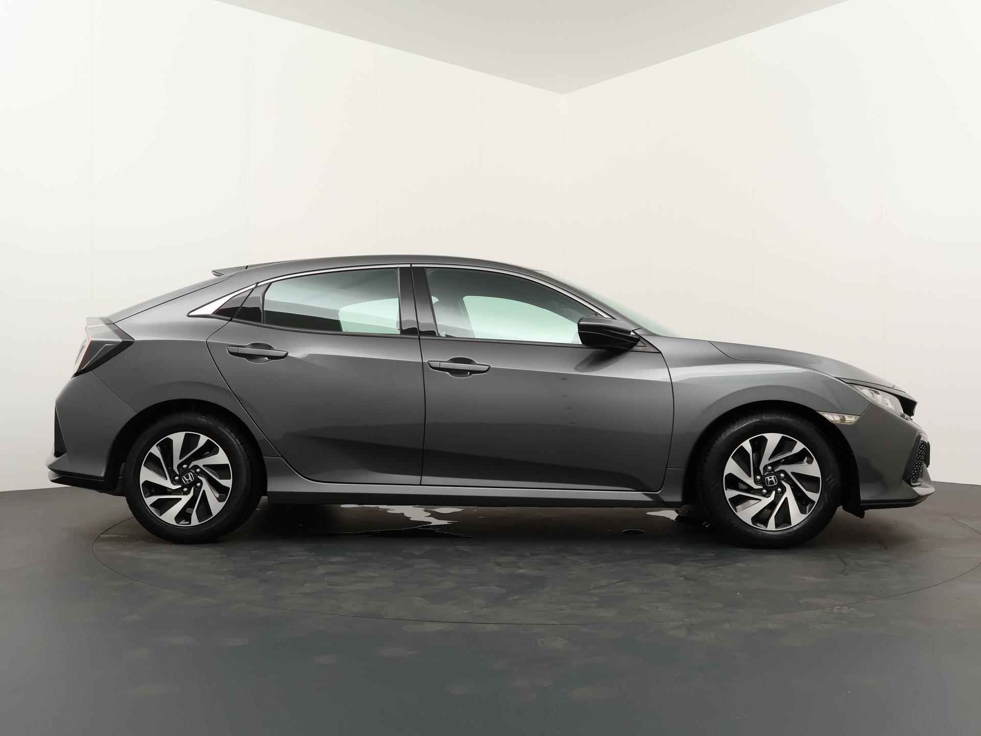 Honda Civic 1.0 i-VTEC Comfort - 7/34