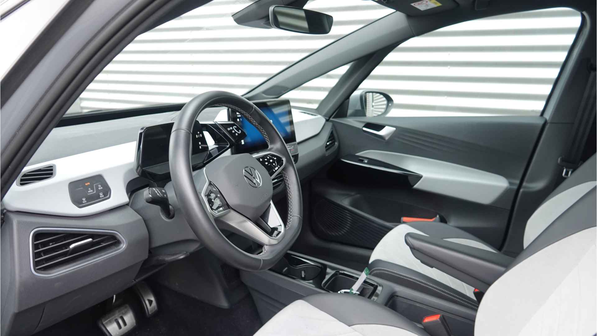 Volkswagen ID.3 Pro Edition 58 kWh | Leder | LED | NAP | BTW | Nieuwstaat ! | - 8/21