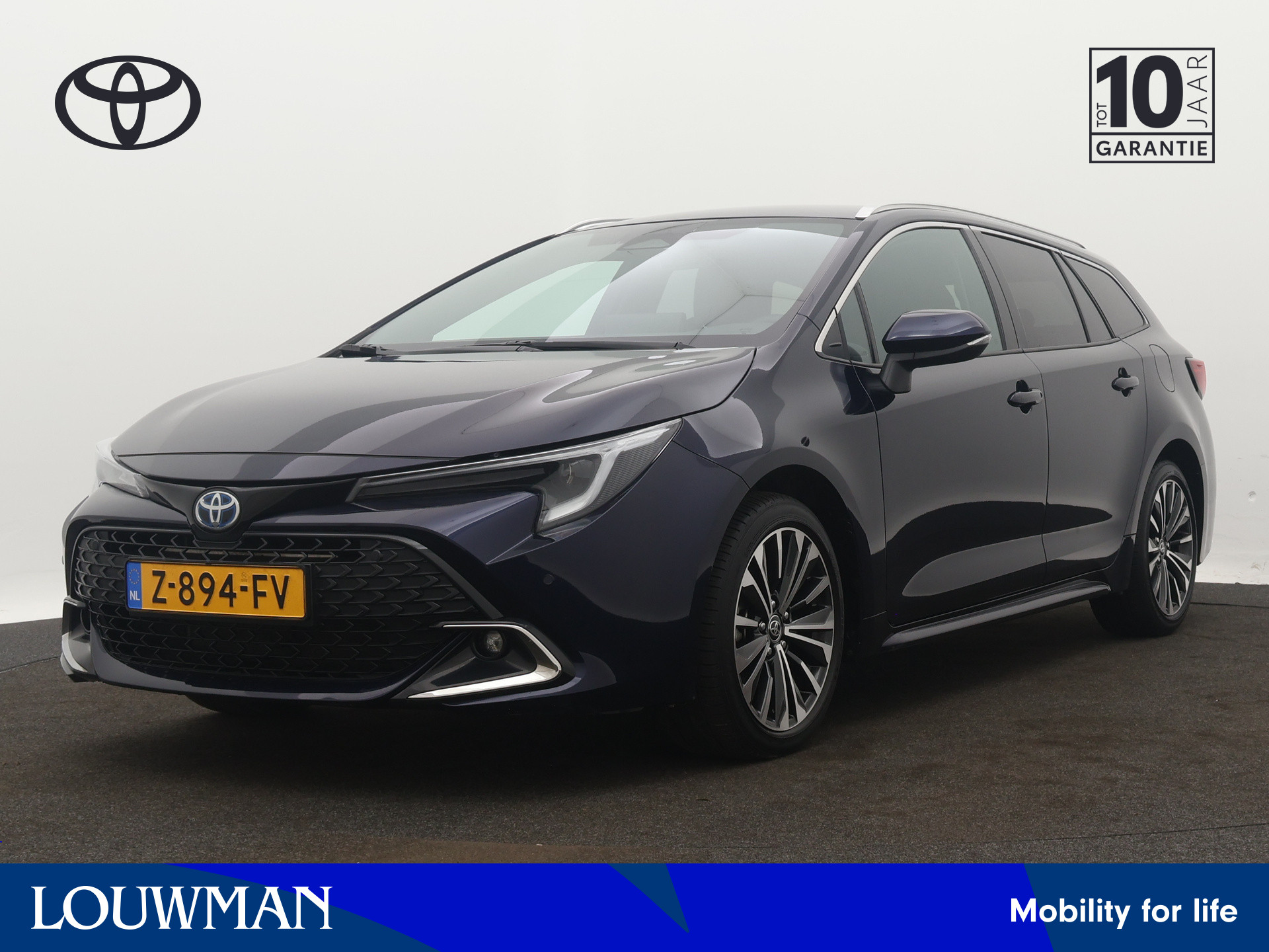 Toyota Corolla Touring Sports Hybrid 140 Dynamic | Parkeersensoren | LM velgen | Climate Control | Stoelverwarming | Draadloze telefoonlader | Cruise Control Adaptief |