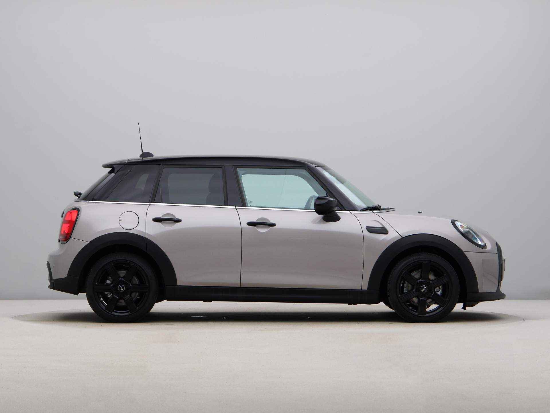 MINI 5-deurs Cooper Camden Edition Aut. - 9/24