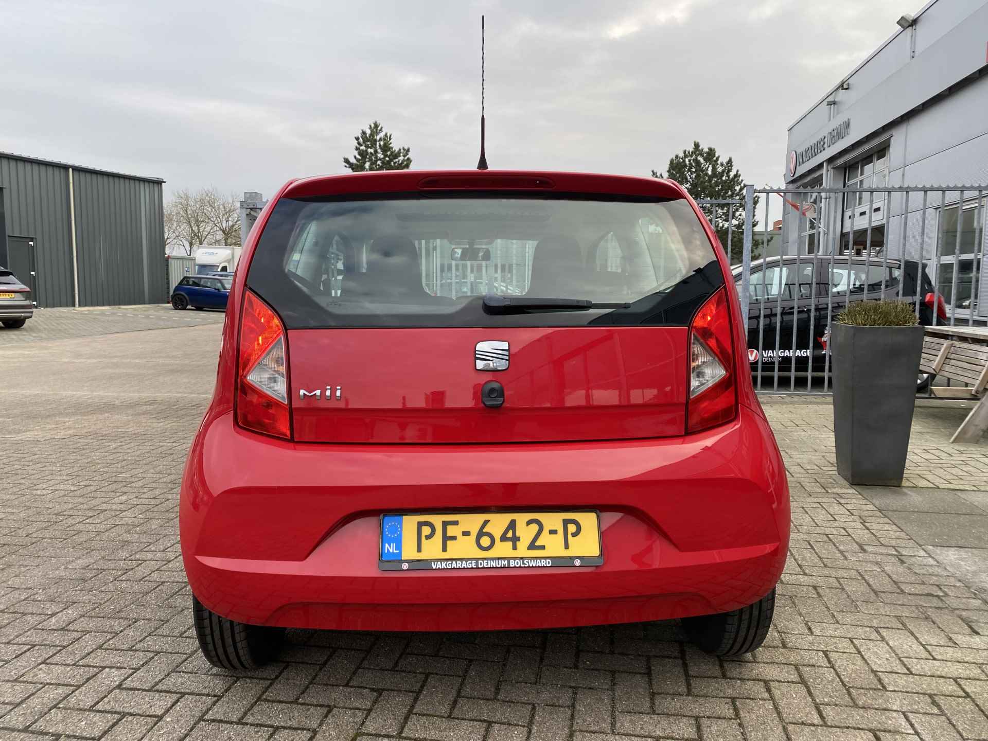 SEAT Mii 1.0 Entry Panoramadak, Centr.vergr, elektr.ramen, etc.. - 10/23