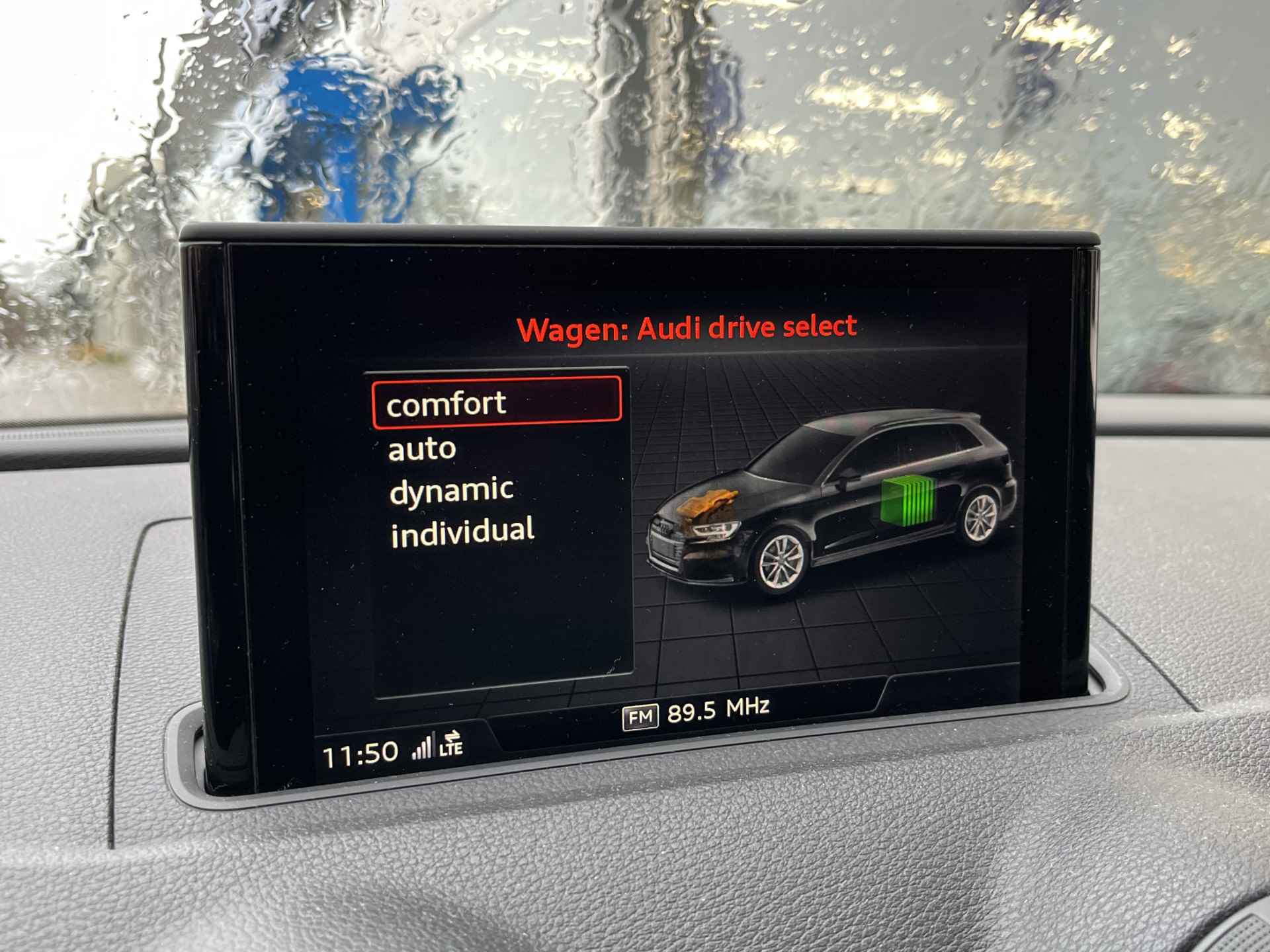 Audi A3 Sportback 1.4 e-tron Sport Pro Line plus / AUTOMAAT/ TREKHAAK/ PARK. SENSOREN/ CRUISE/ LED/ VIRTUAL COCKPIT/ STOELVERWARM./ BLUETOOTH/ NAVI/ CLIMA - 23/35