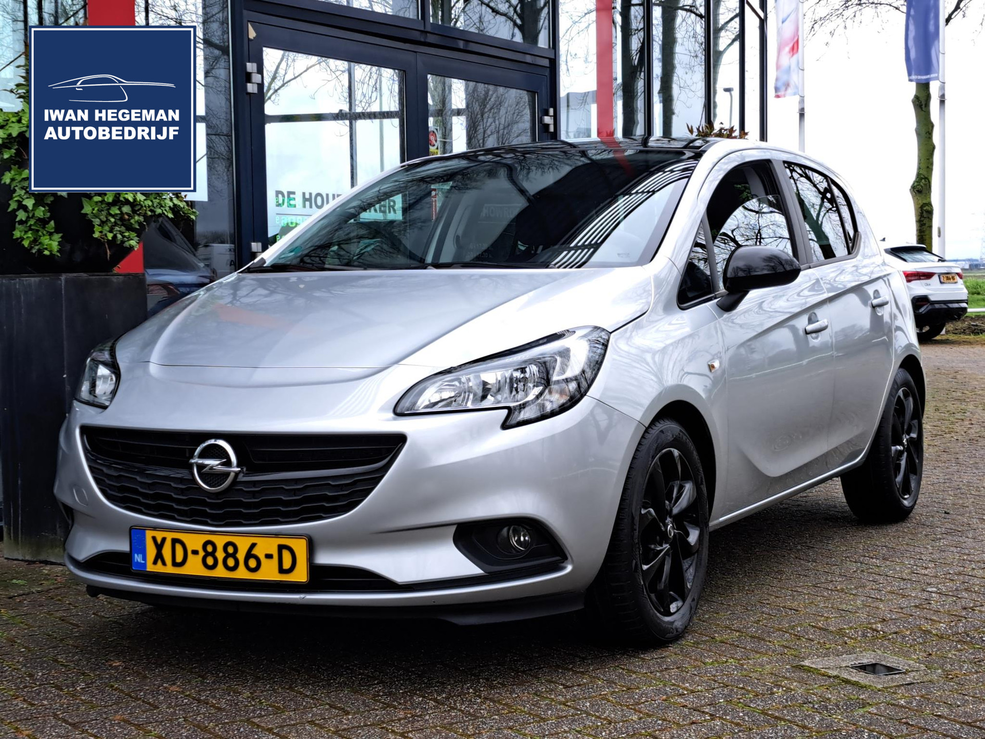Opel Corsa 1.4 Edition AUTOMAAT | ECC | Trekhaak | LM Velgen | Cruise Control bij viaBOVAG.nl