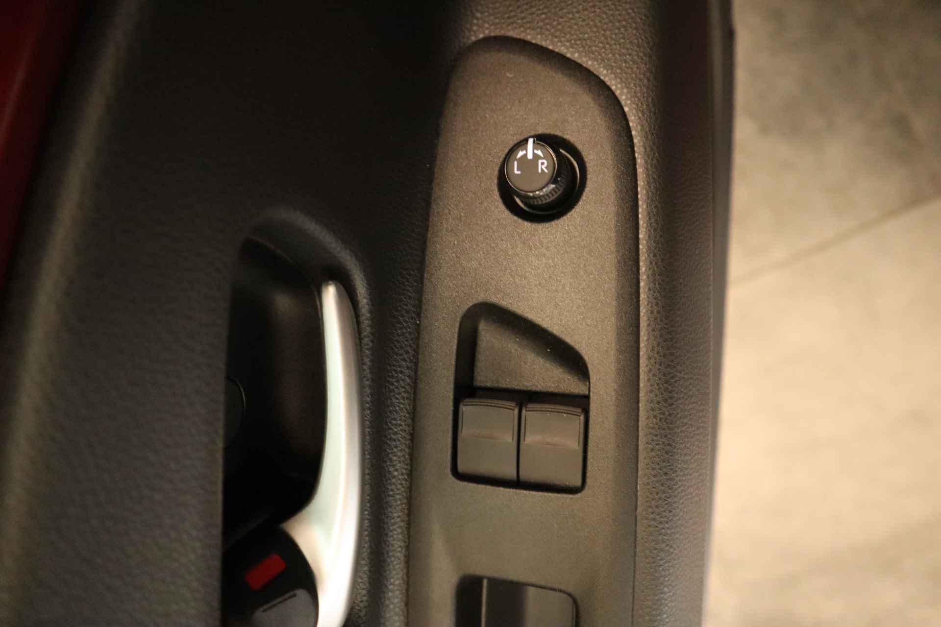 Toyota Aygo X 1.0 VVT-i MT envy JBL audio installatie , 18LMV, Navigatie, - 9/23