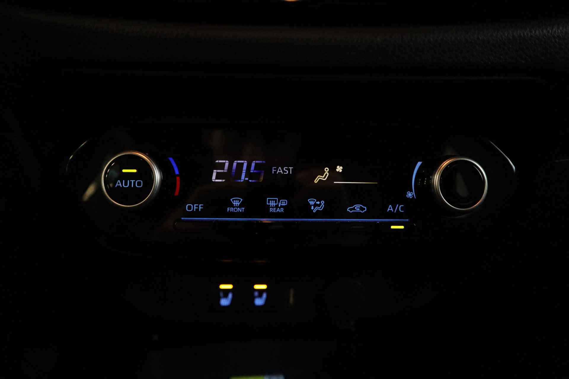 Toyota Aygo X 1.0 VVT-i MT envy JBL audio installatie , 18LMV, Navigatie, - 19/23