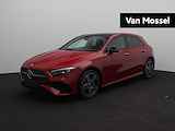 Mercedes-Benz A-klasse 250 e AMG Line 210Pk | Navigatie | Apple & Android Carplay | Adaptieve Cruise Control | Schuif/Kanteldak | Parkeersensoren en Camera | Stoel en Stuur Verwarming |