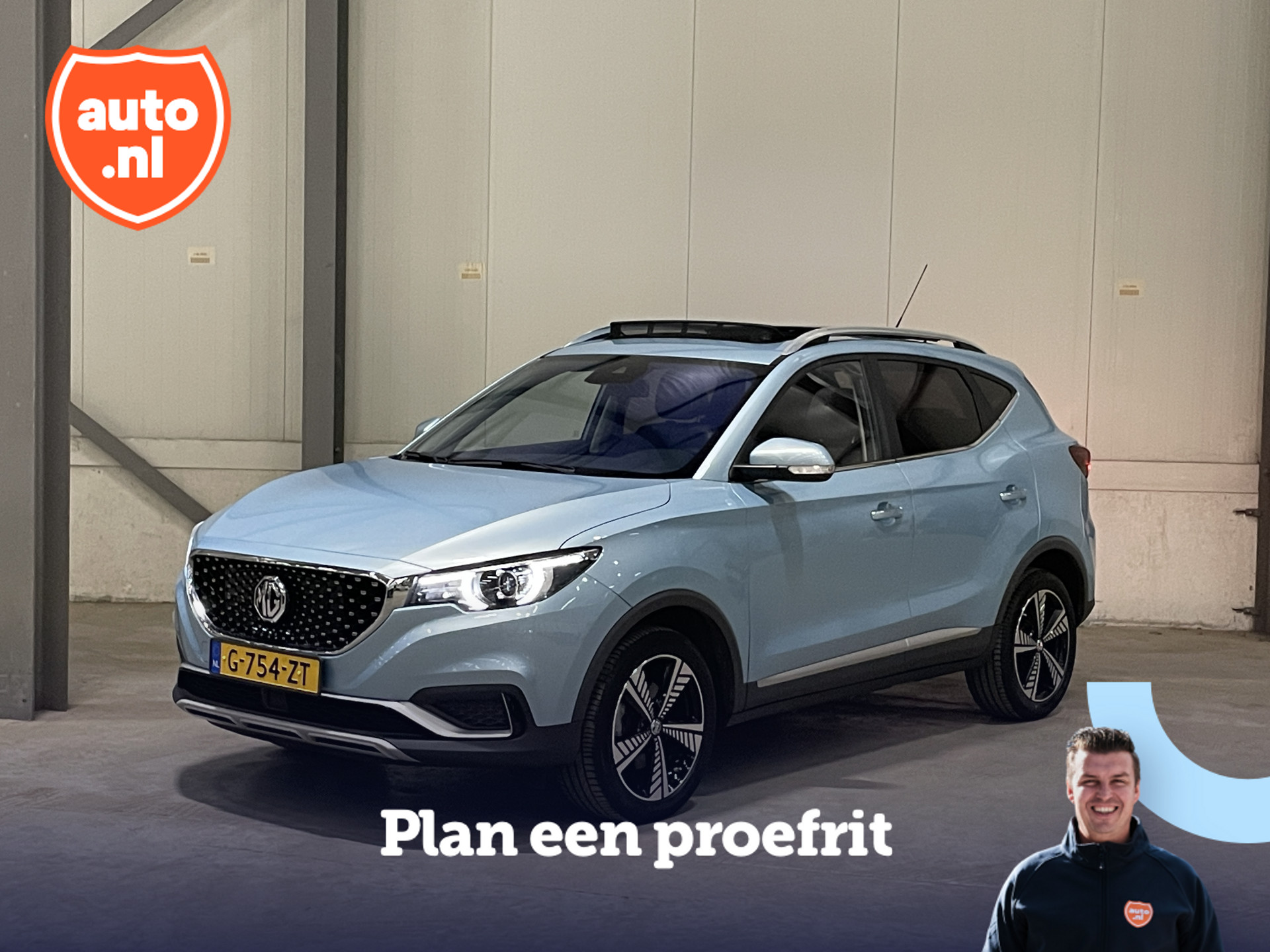 MG ZS EV Luxury 45 kWh | Panoramadak | Dodehoek detectie | Camera | Carplay | Keyless | Lederen bekleding | 17'LM velgen |